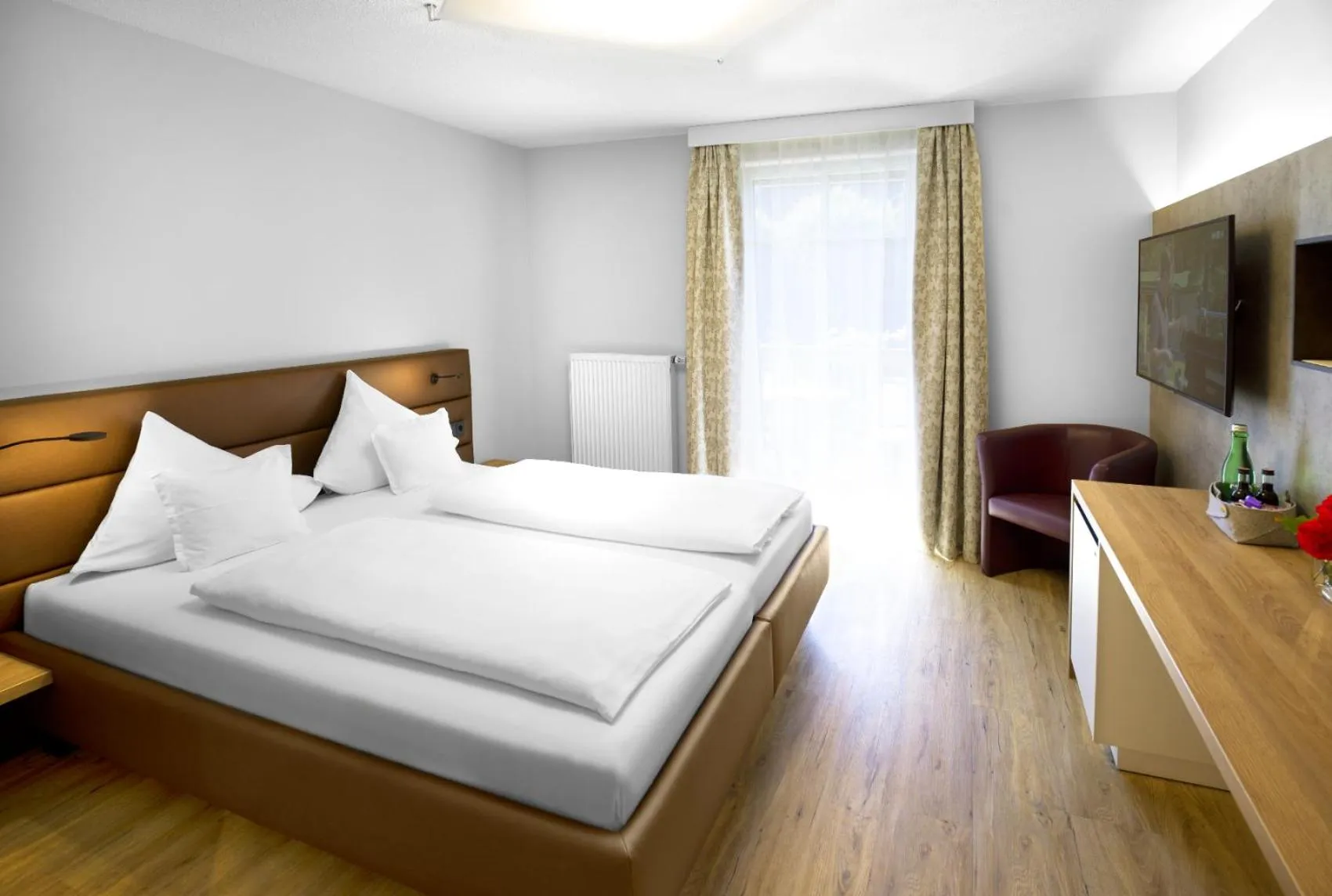 Photo of the whole room, Bed in Hotel Himmelreich