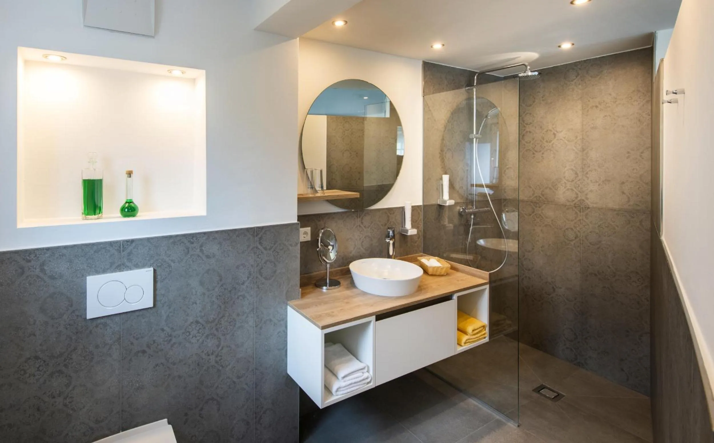 Shower in Hotel Himmelreich