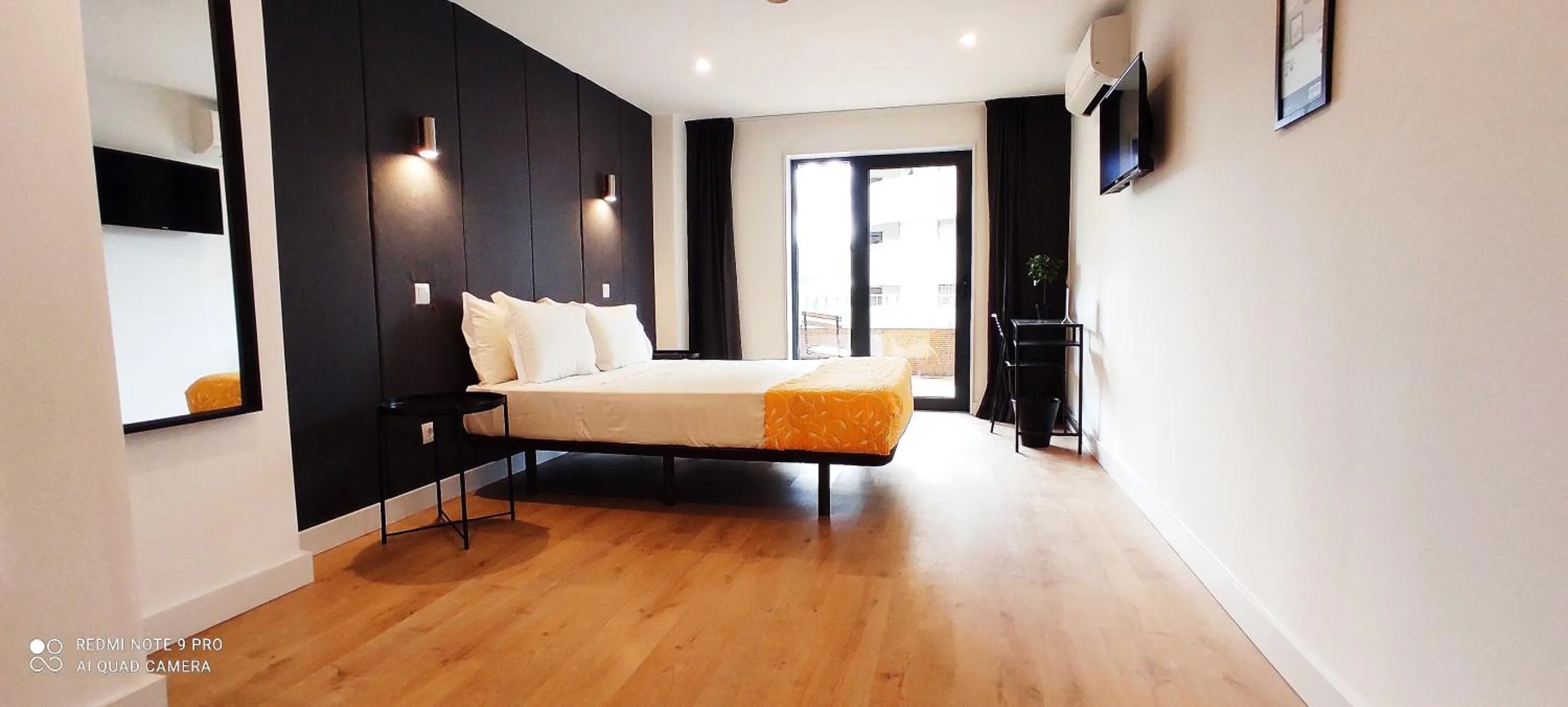 Bed in Residencial Douro