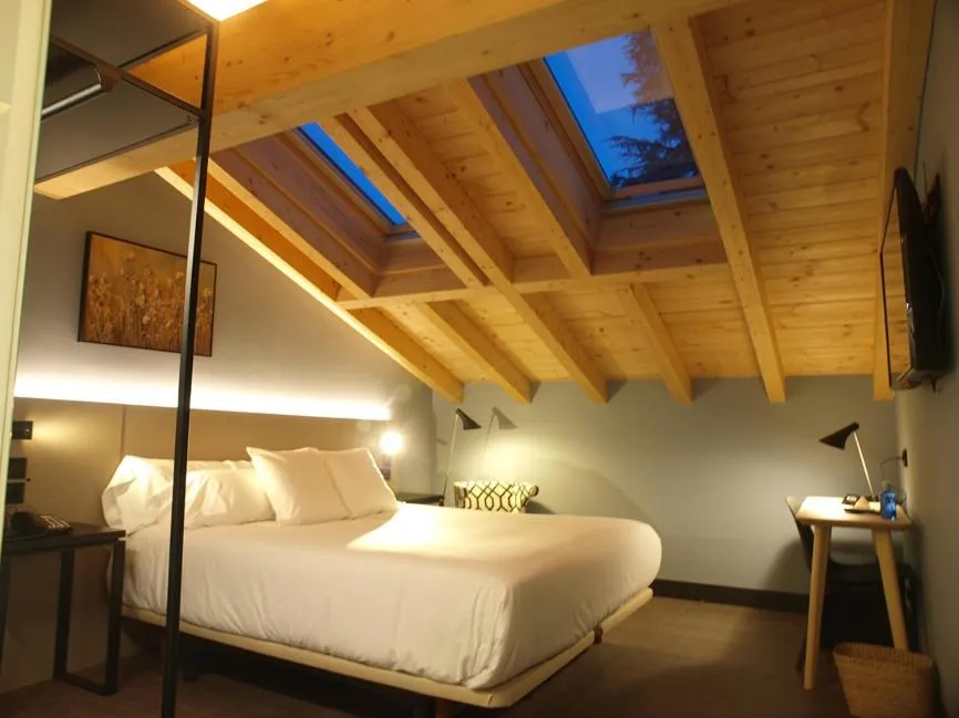 Bedroom, Bed in M&UGA Hotela