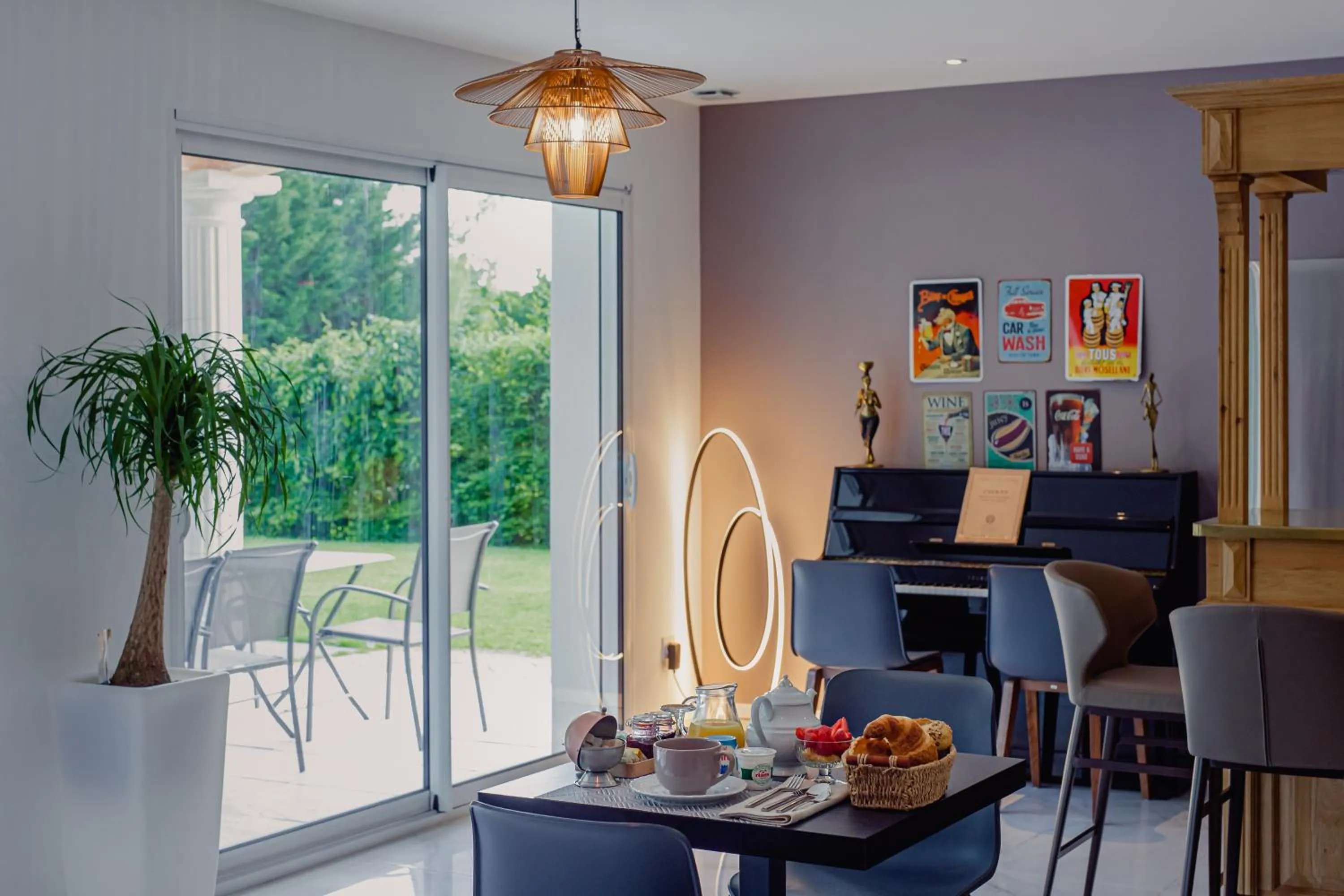 VILLA DES CHENES-Adult only