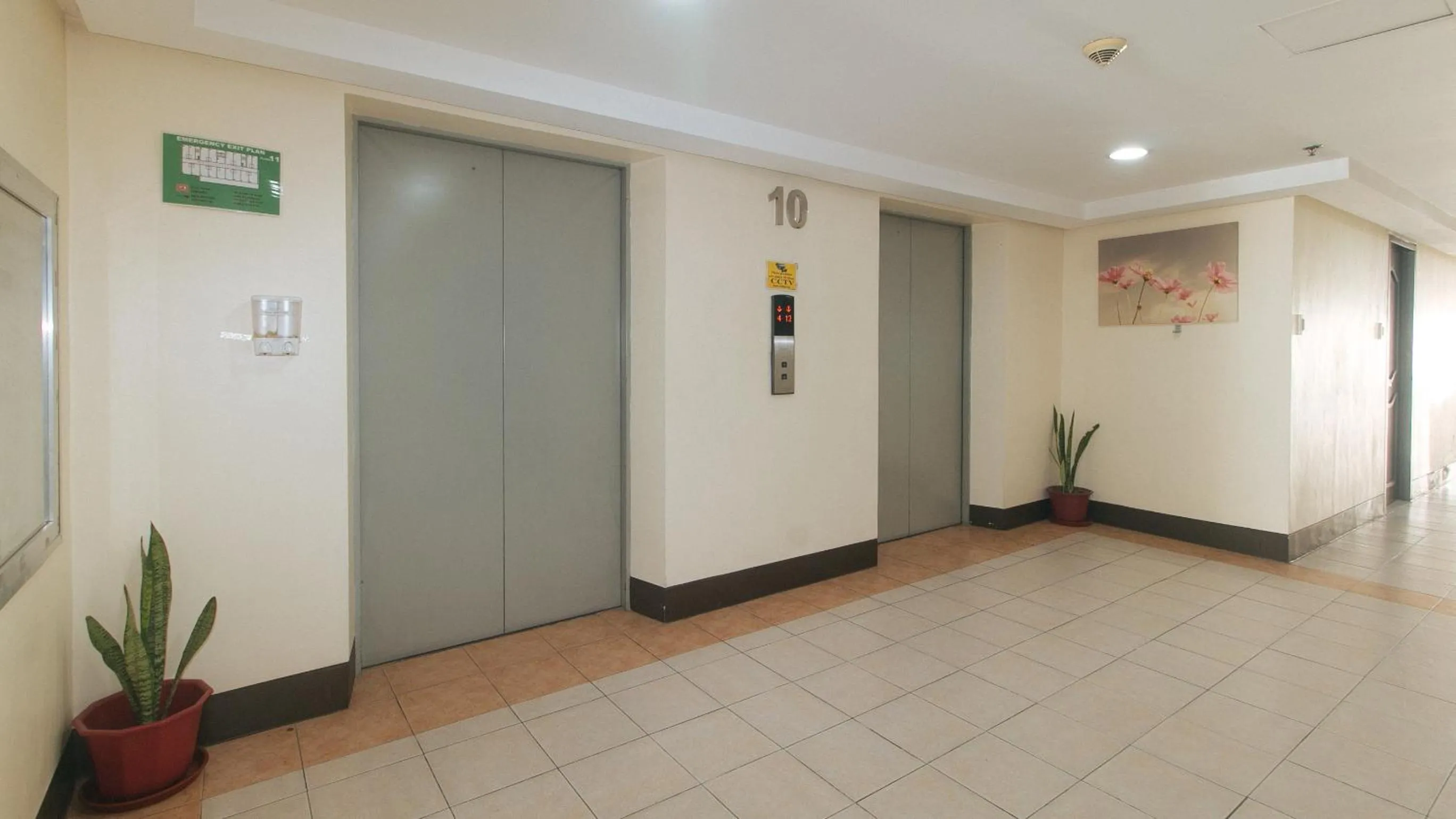 Property building in RedDoorz at BP International Powerhouse Inc near SM Manila