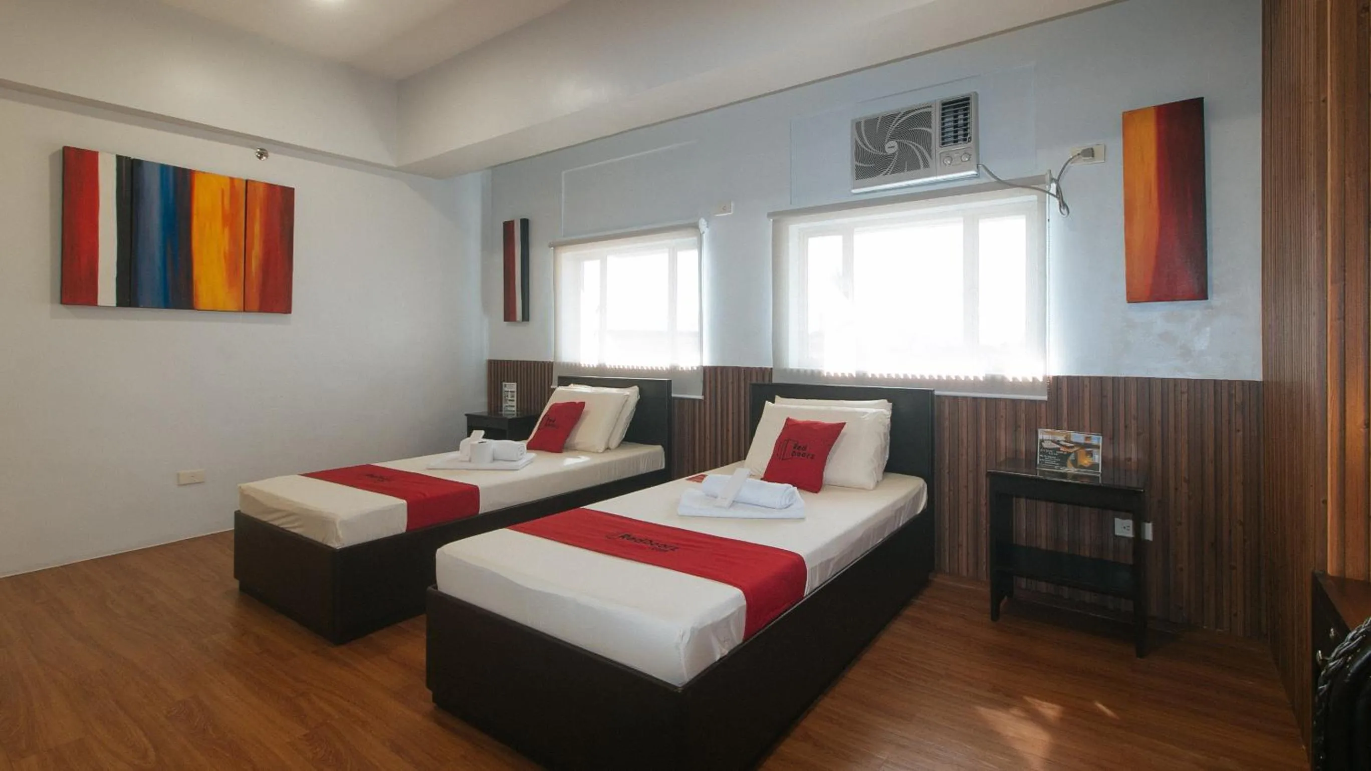 Bed in RedDoorz at BP International Powerhouse Inc near SM Manila