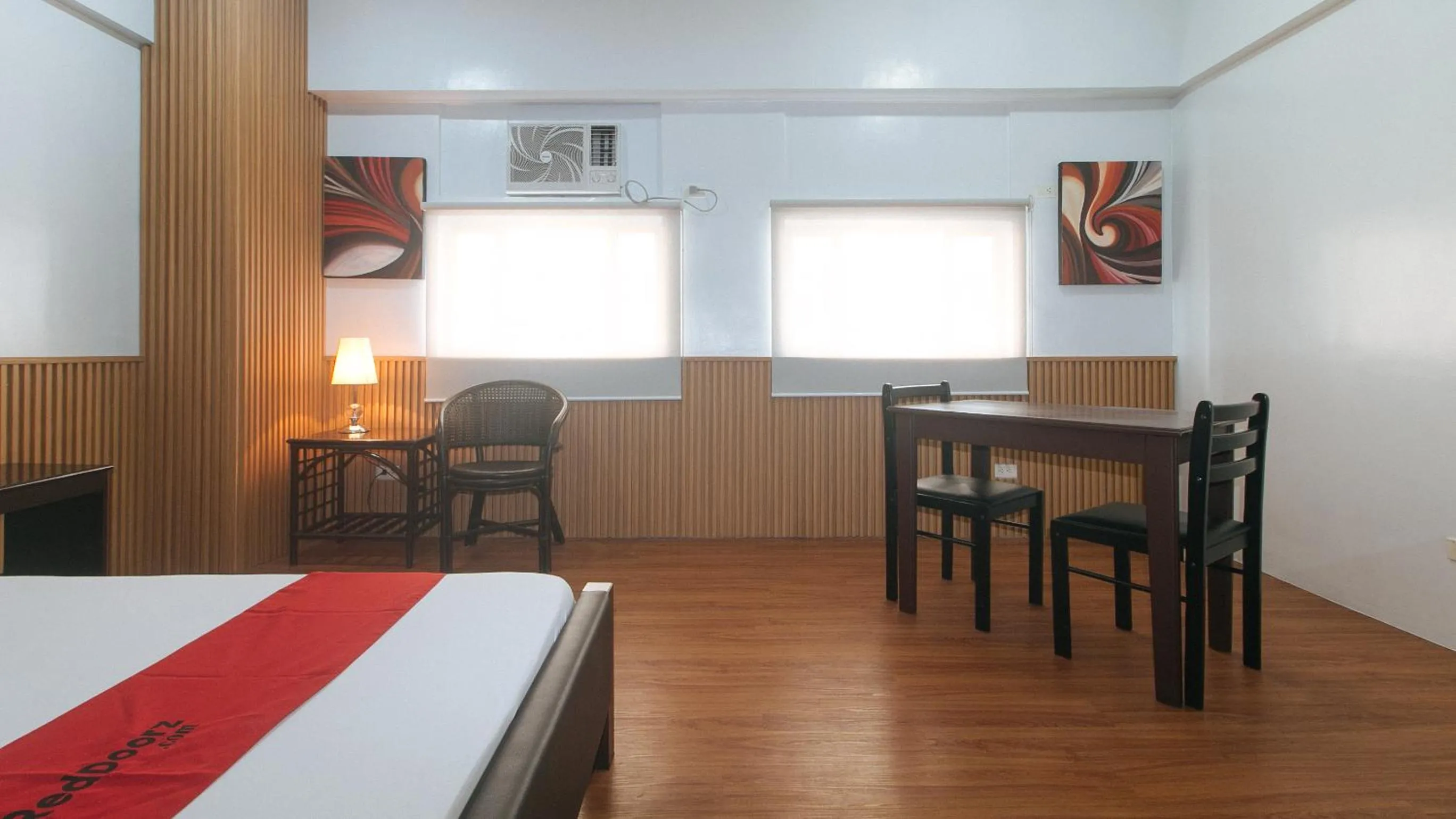 Bed in RedDoorz at BP International Powerhouse Inc near SM Manila