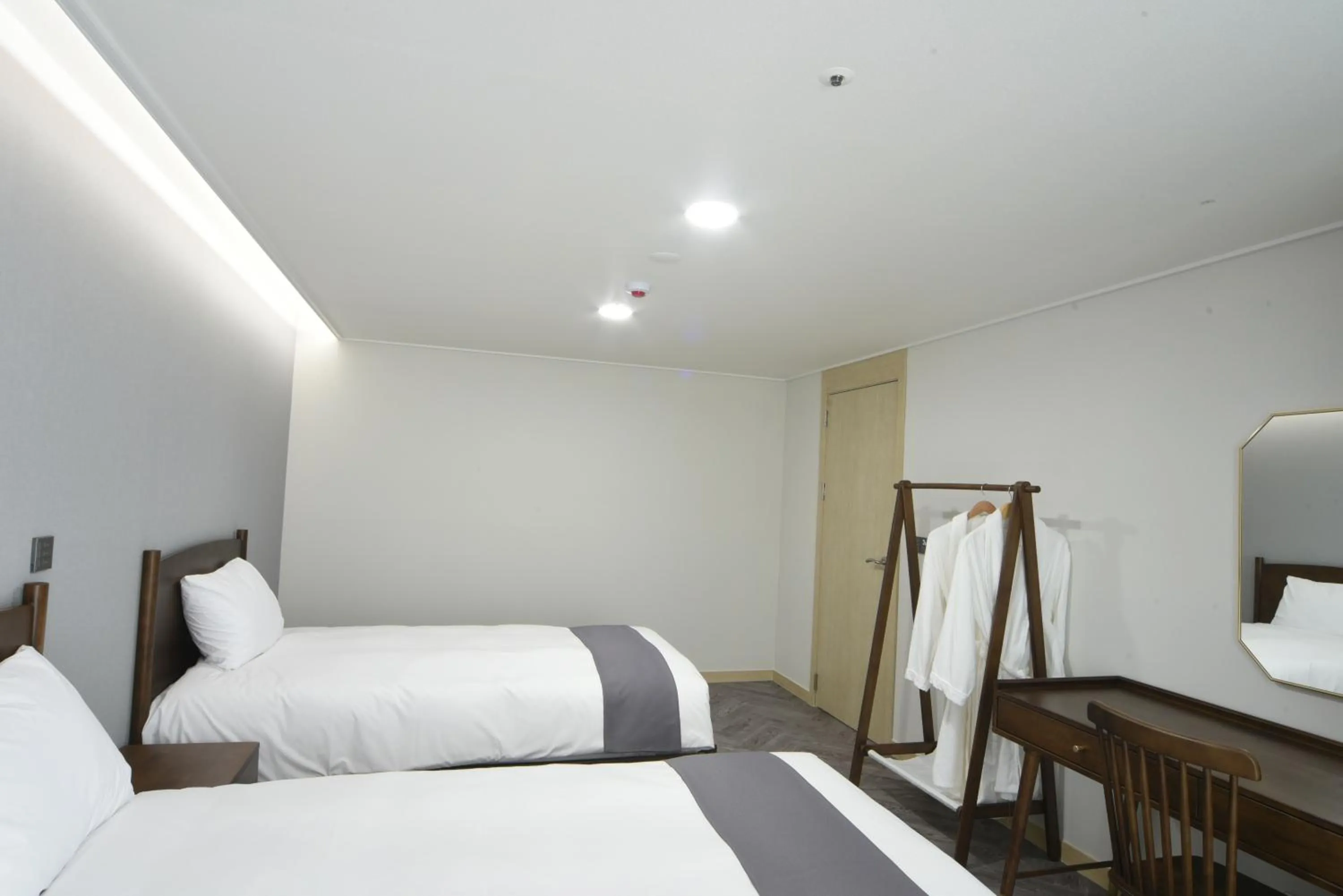 Bed in Haeundae Central Hotel