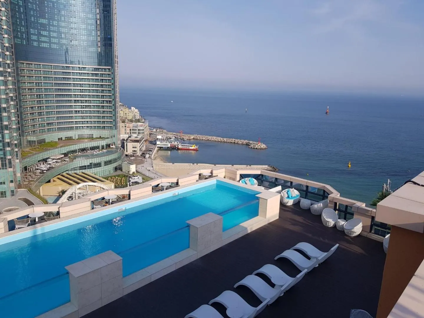 Swimming pool in Haeundae Central Hotel