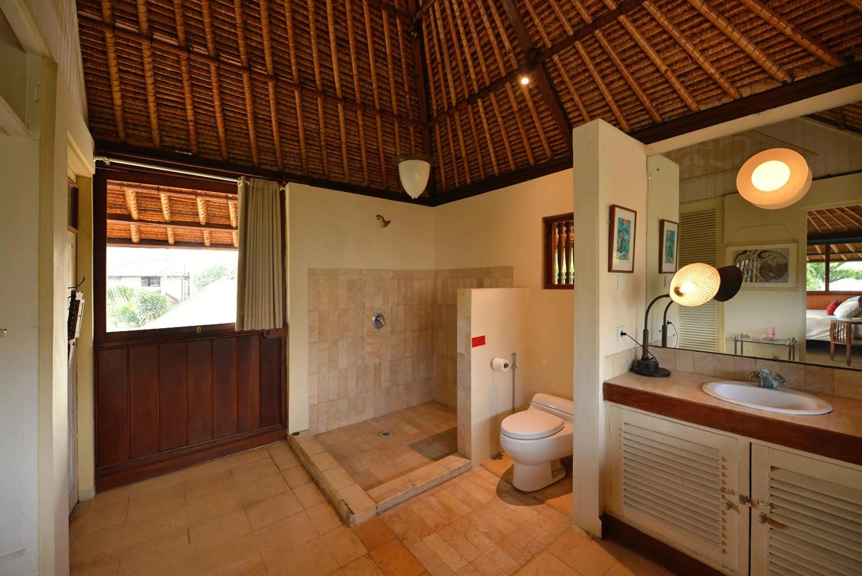 Toilet in Bebek Cottages Sanur