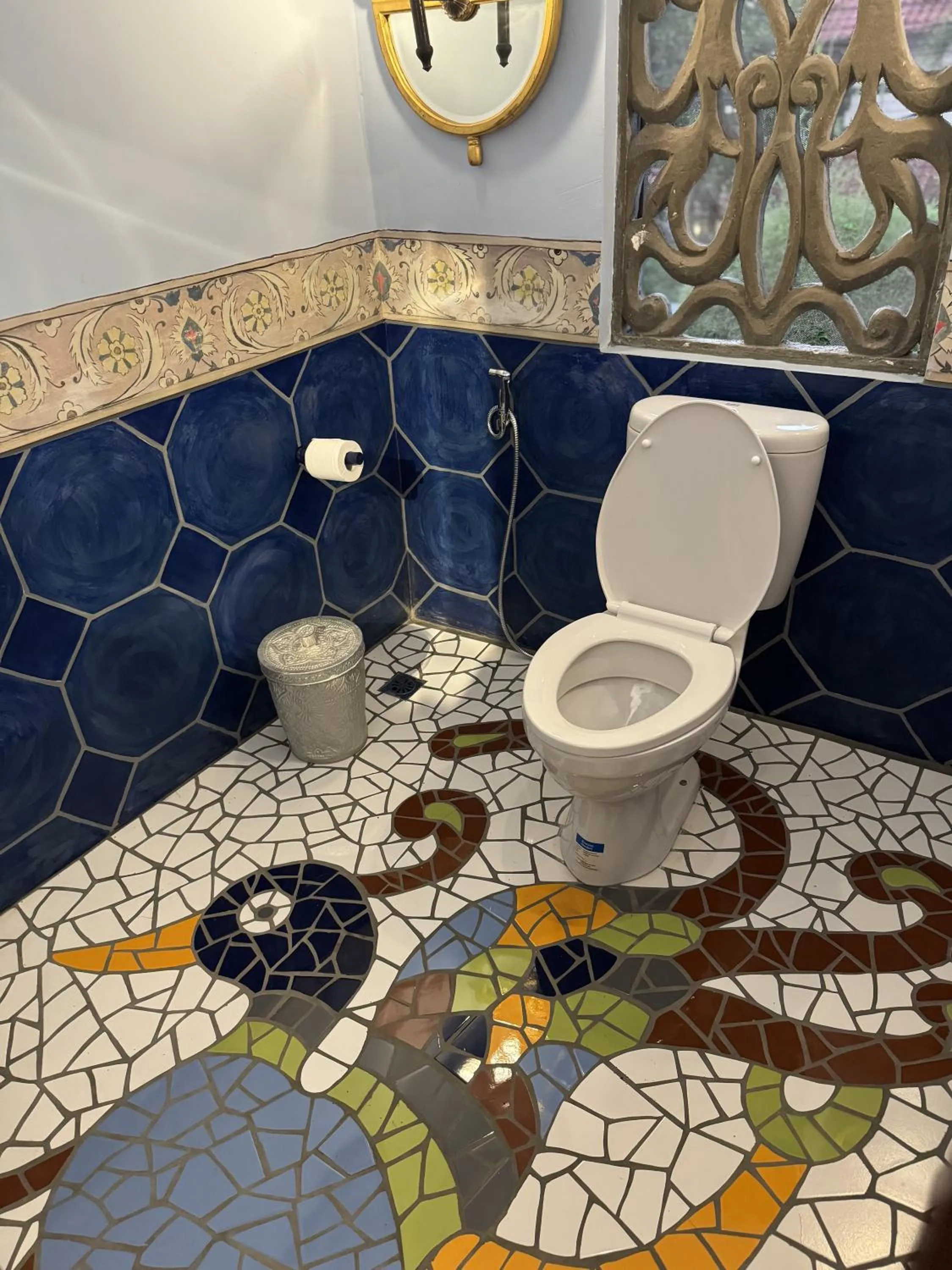 Toilet in Bebek Cottages Sanur