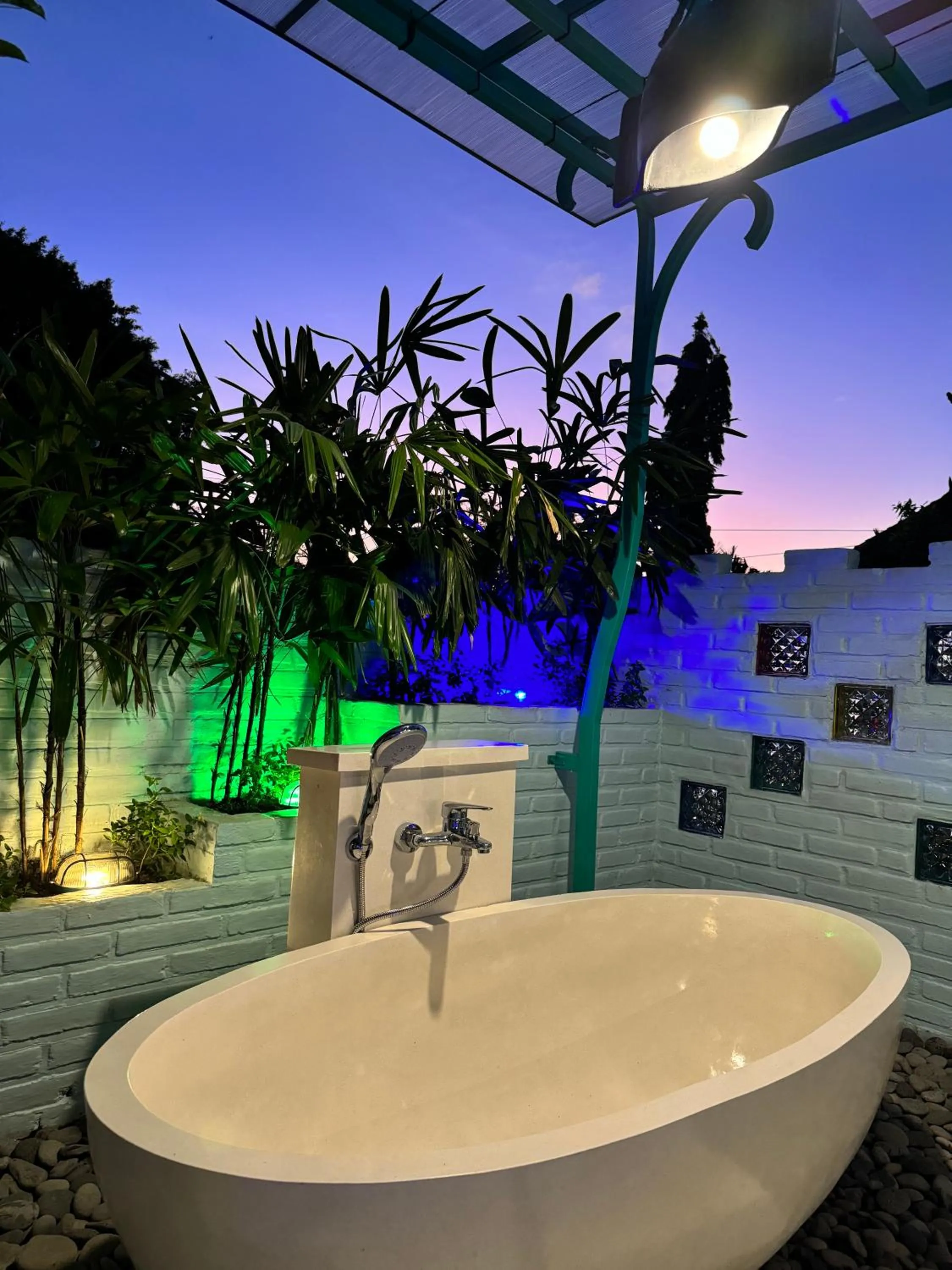 Night in Bebek Cottages Sanur