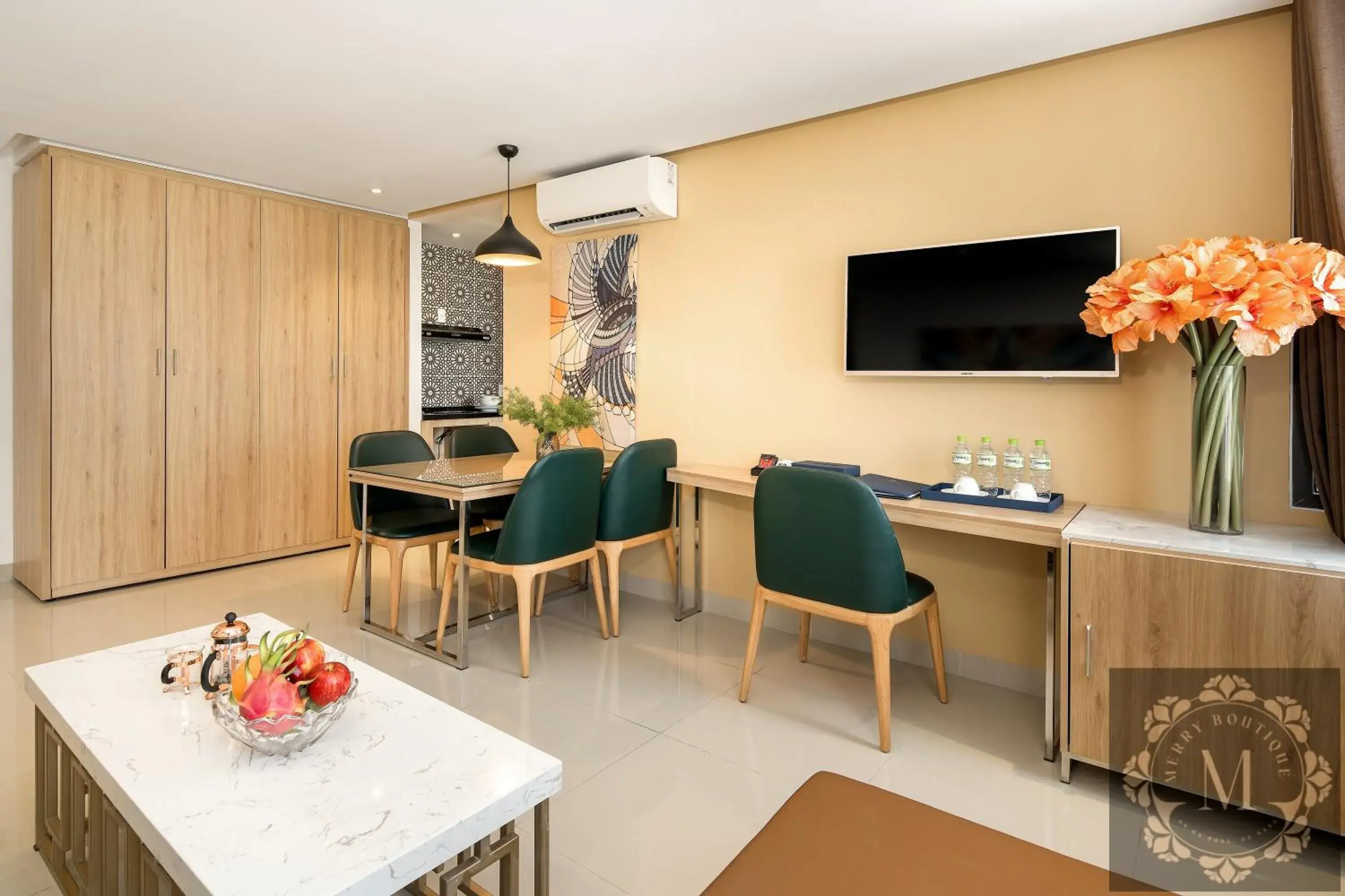 Suite with City View in Bella Merry Hotel and Apartment - 100M To The My Khe Beach Suite with City View in Bella Merry Hotel and Apartment - 100M To The My Khe Beach