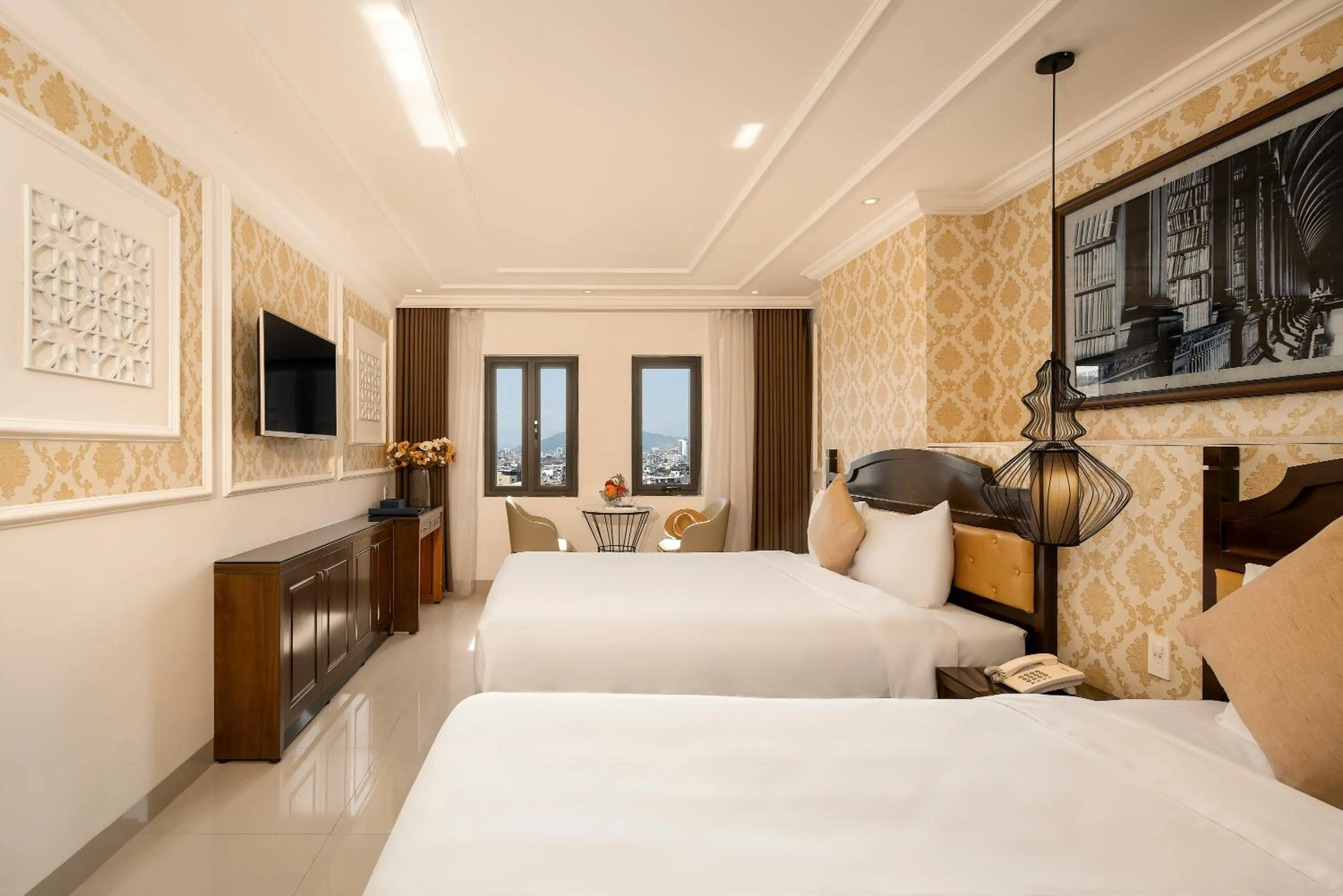 Photo of the whole room, Bed in Bella Merry Hotel and Apartment - 100M To The My Khe Beach