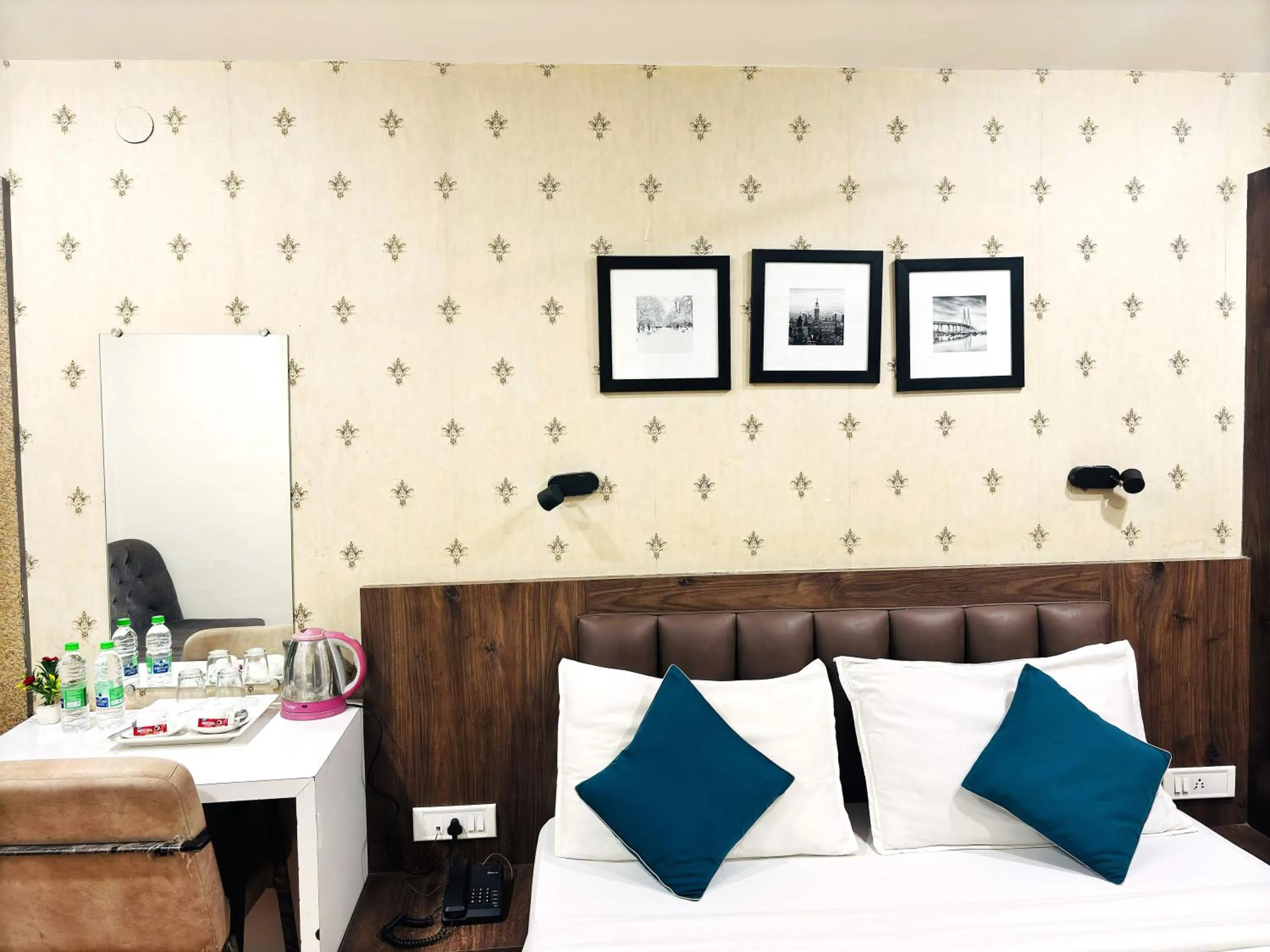 Bed in Hotel Shree Ram Palace