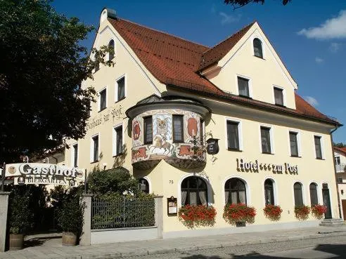 Facade/entrance in Hotel Gasthof zur Post