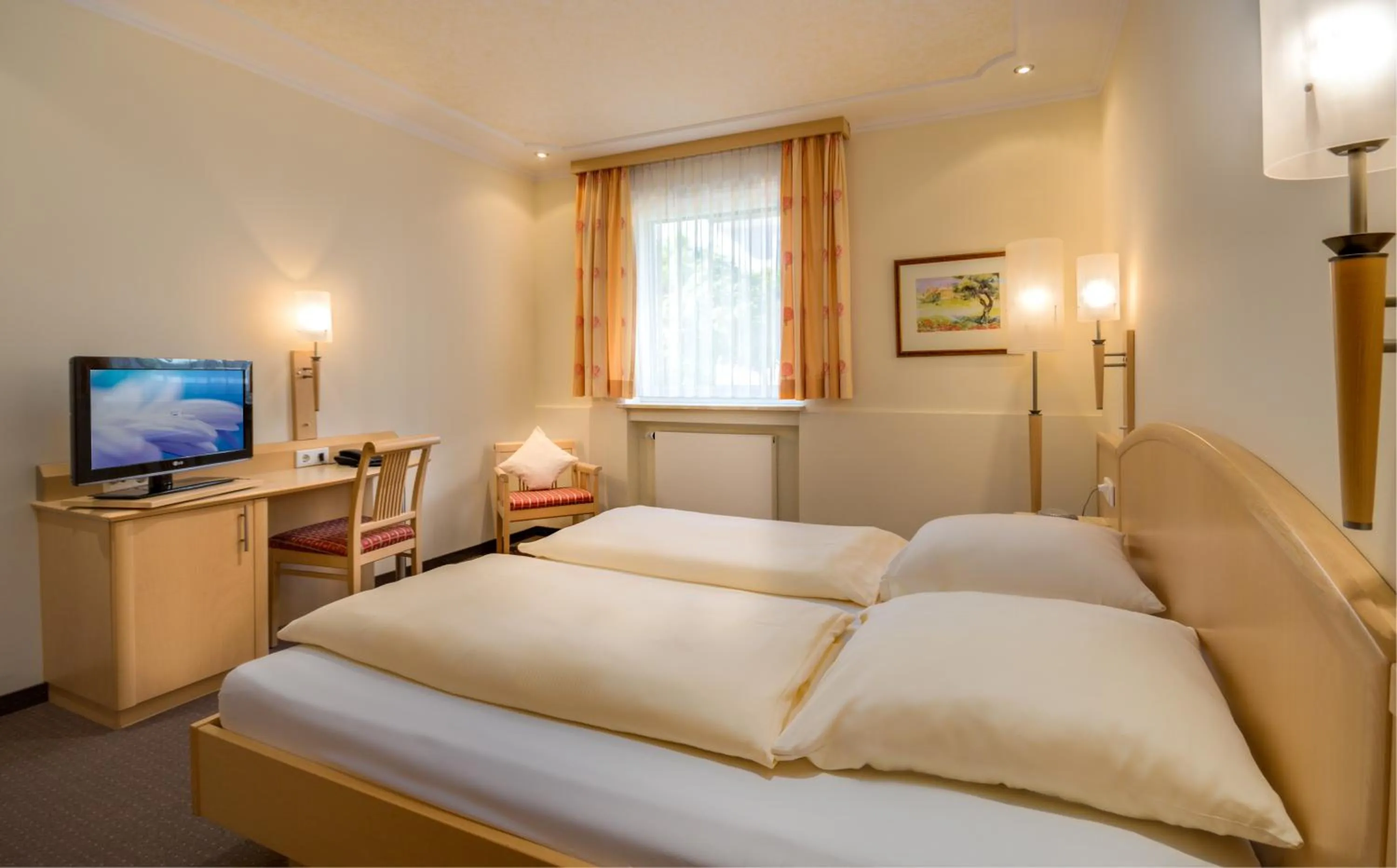 Bed in Hotel Gasthof zur Post