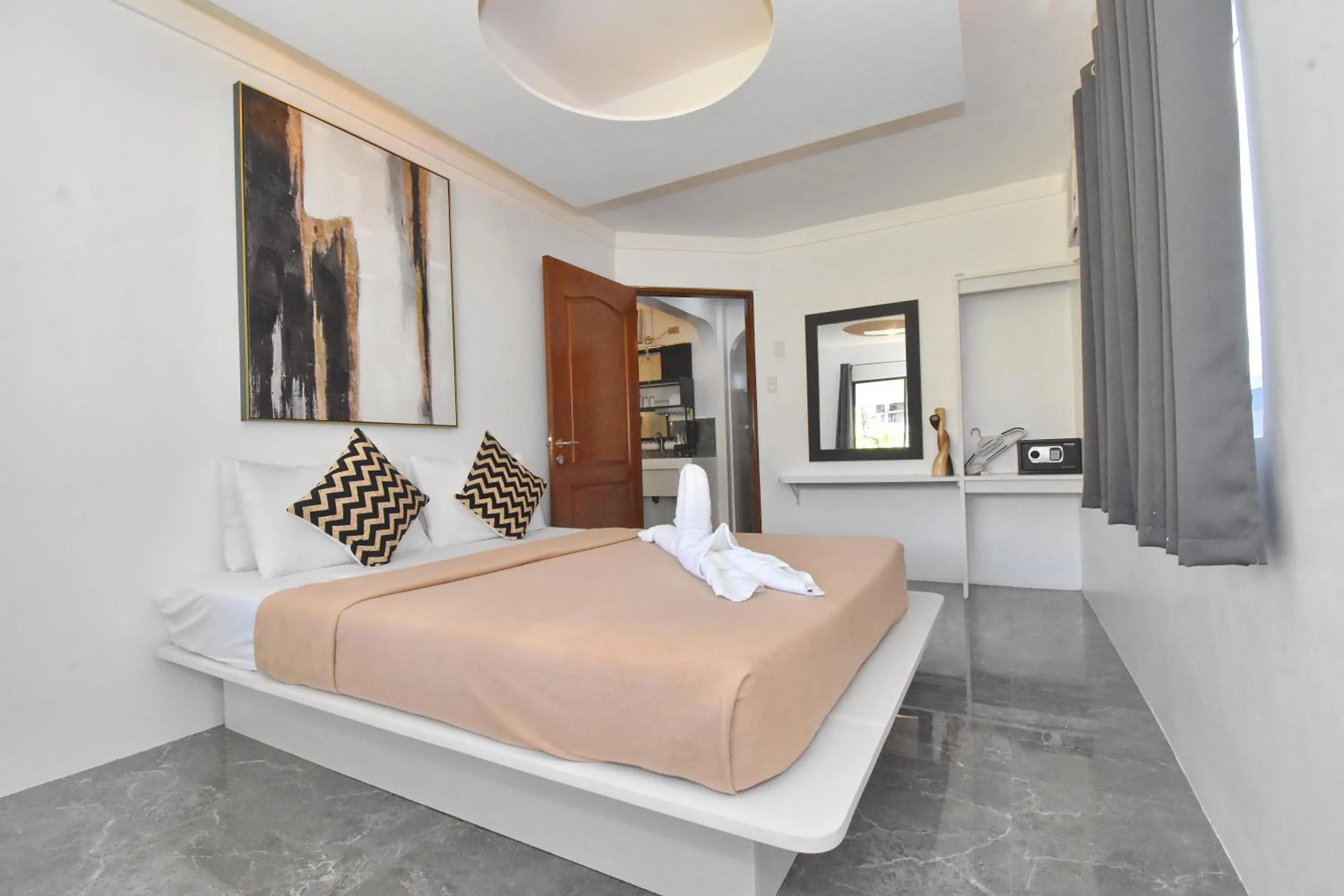 Photo of the whole room, Bed in Villa Sunset Boracay