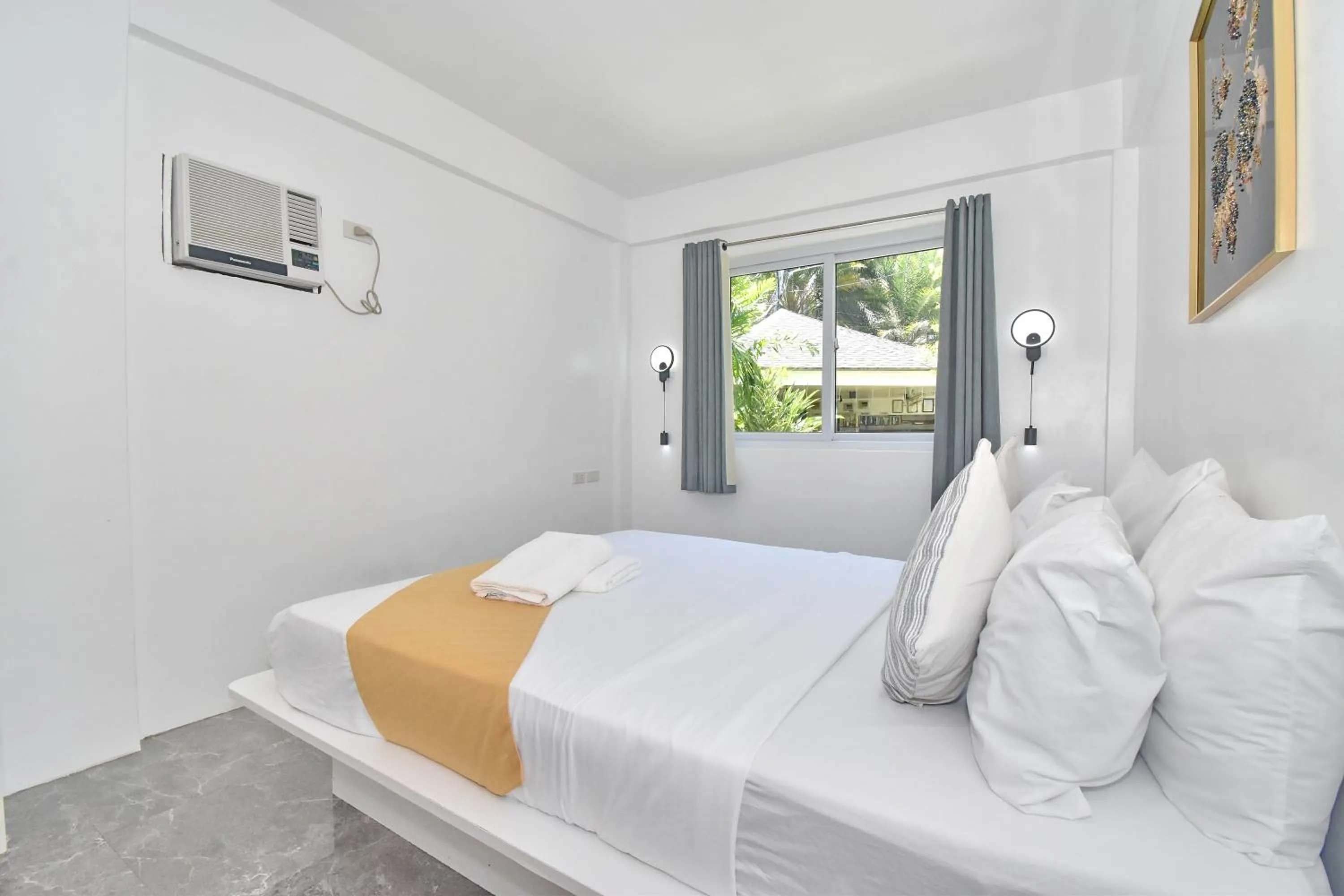 Bedroom, Bed in Villa Sunset Boracay