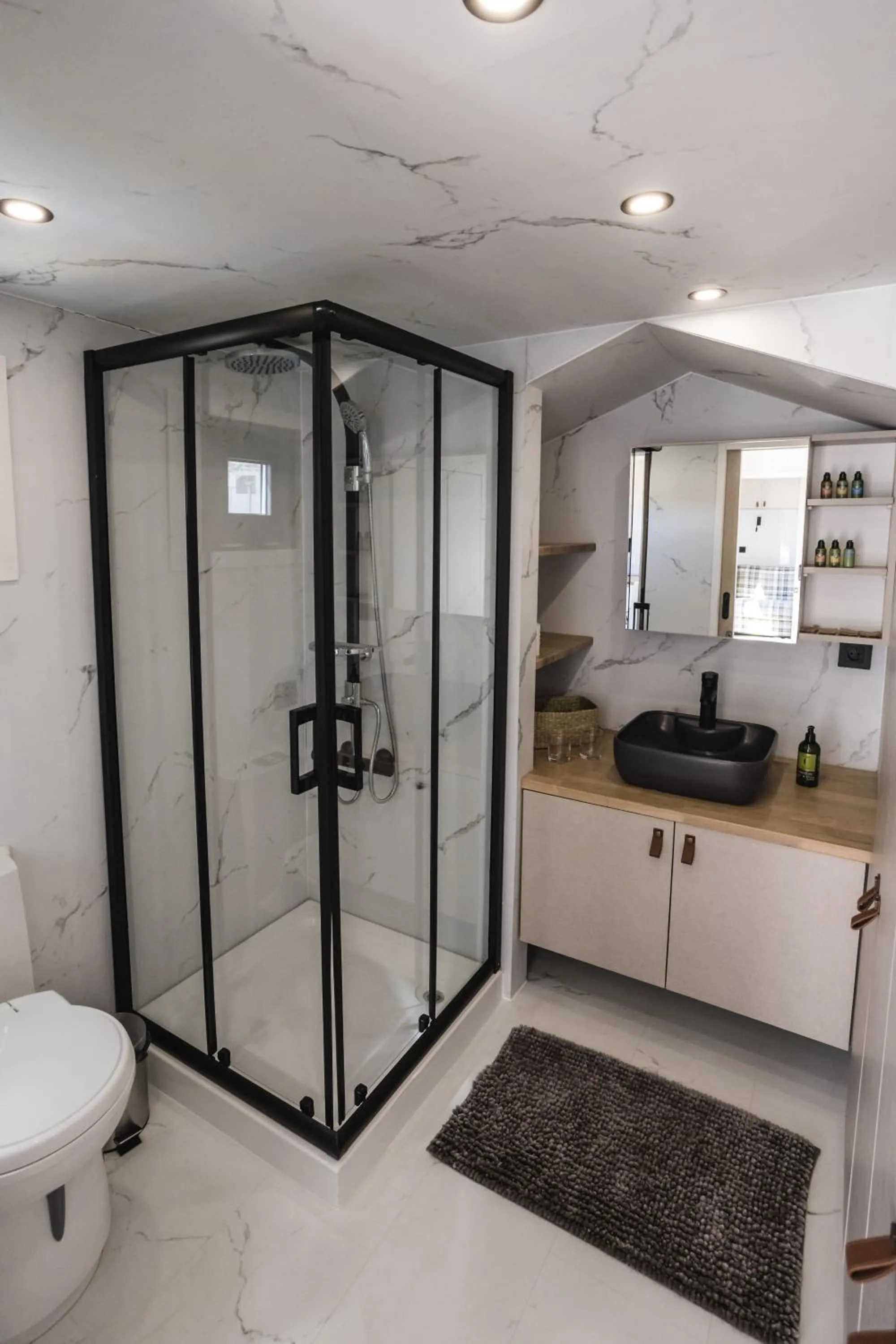 ARIETES MARMONT Resort