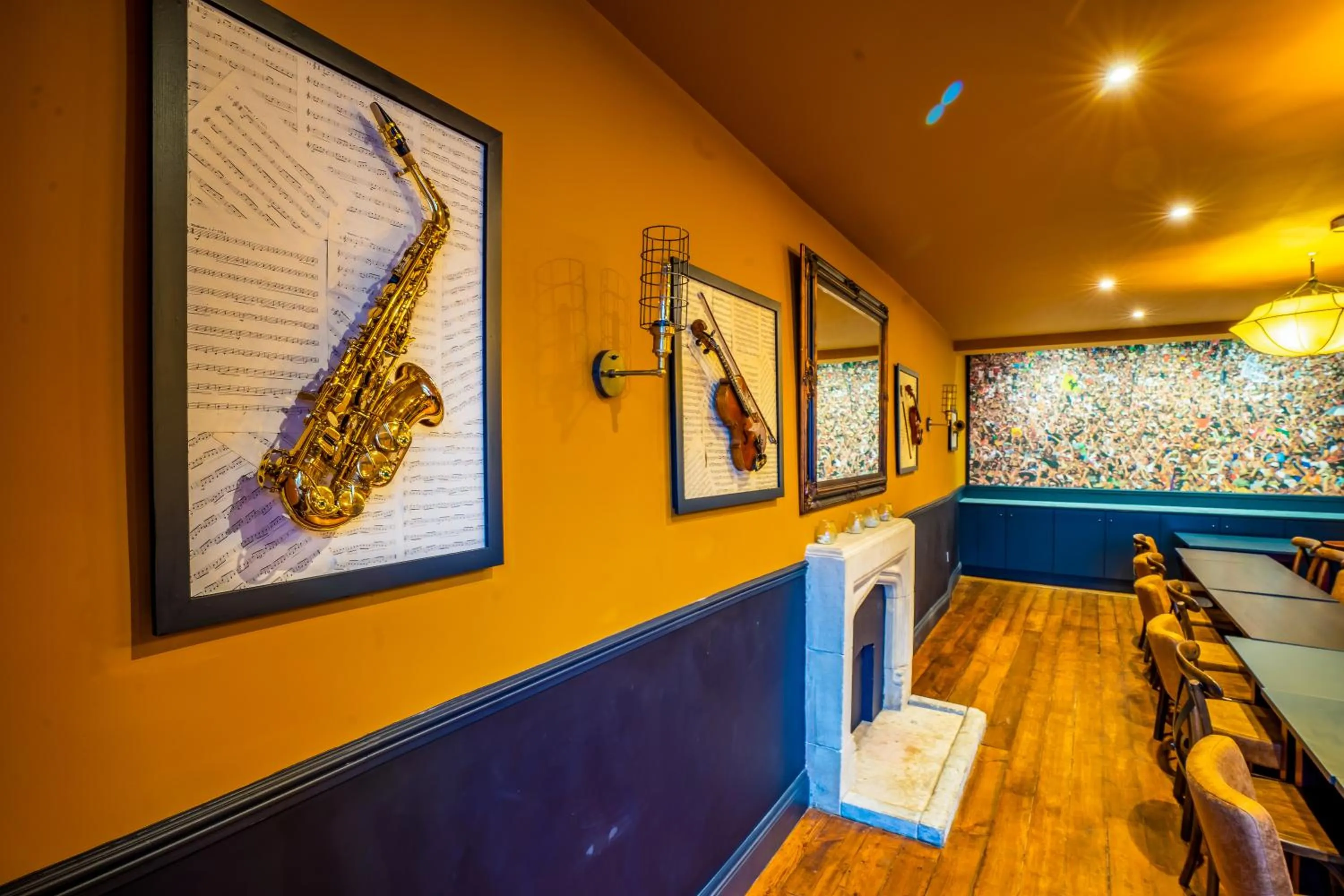 Lounge or bar in The Crown Hotel