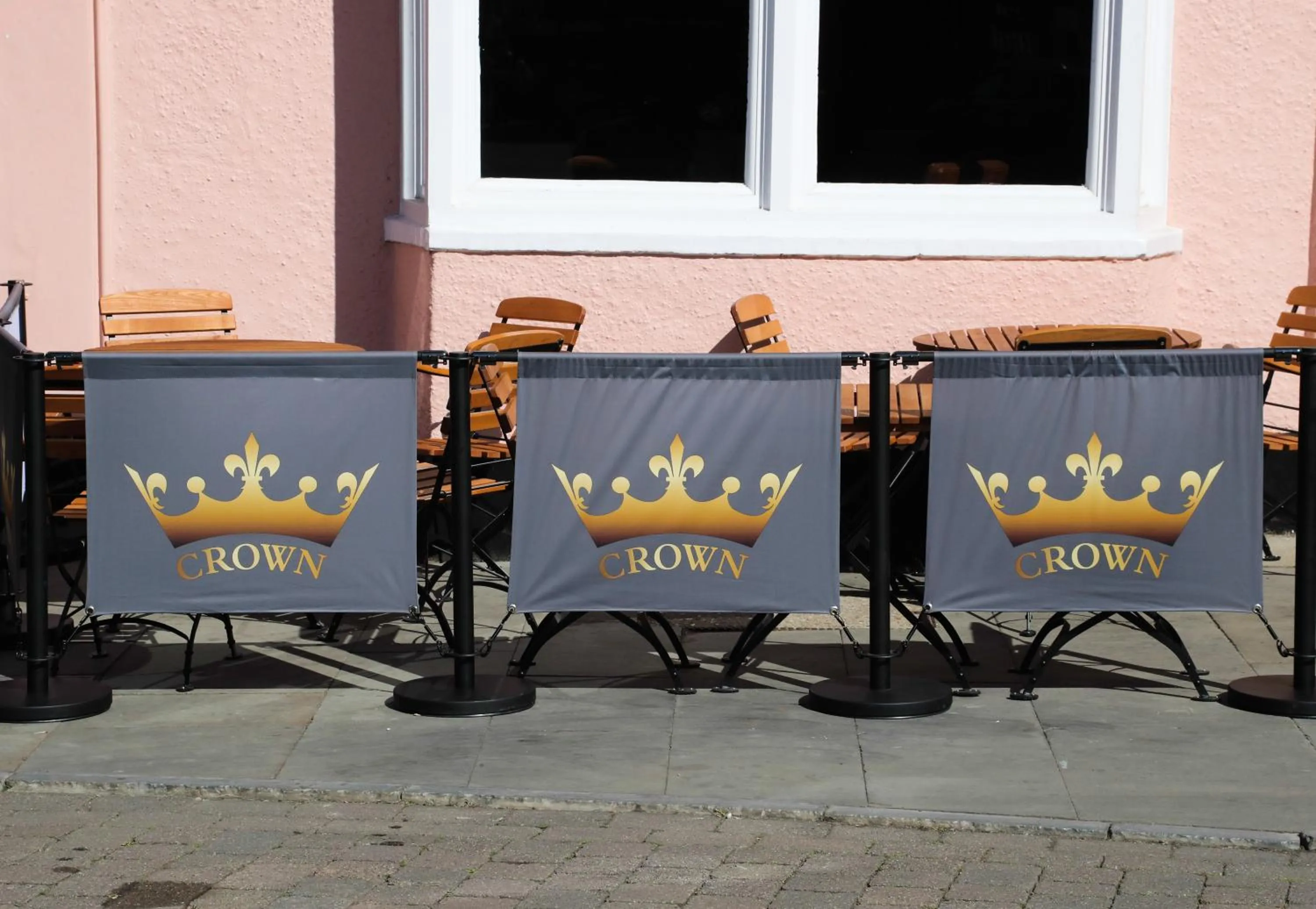 Facade/entrance in The Crown Hotel