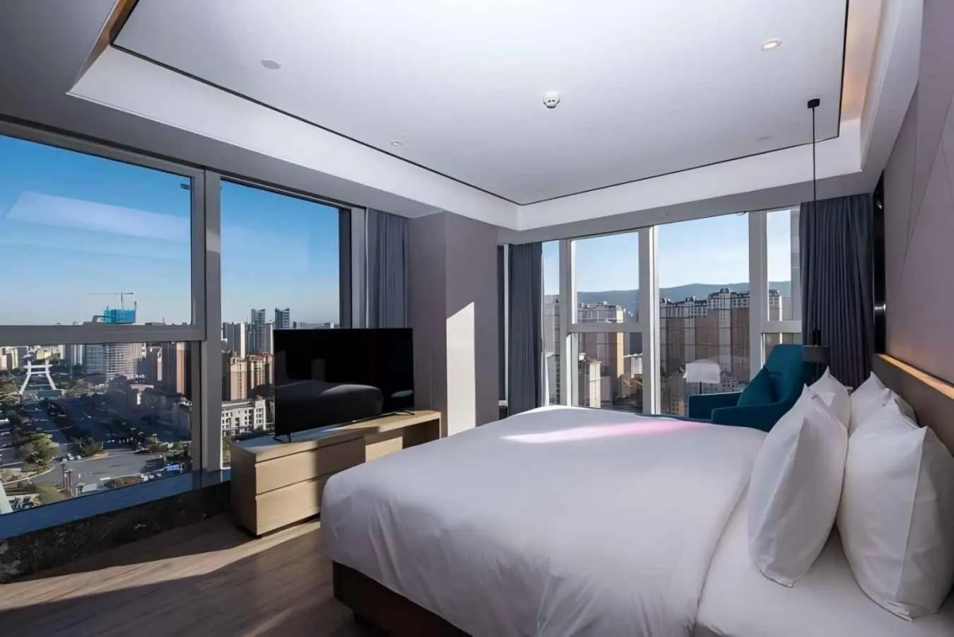 Mercure Xining Haihu CBD