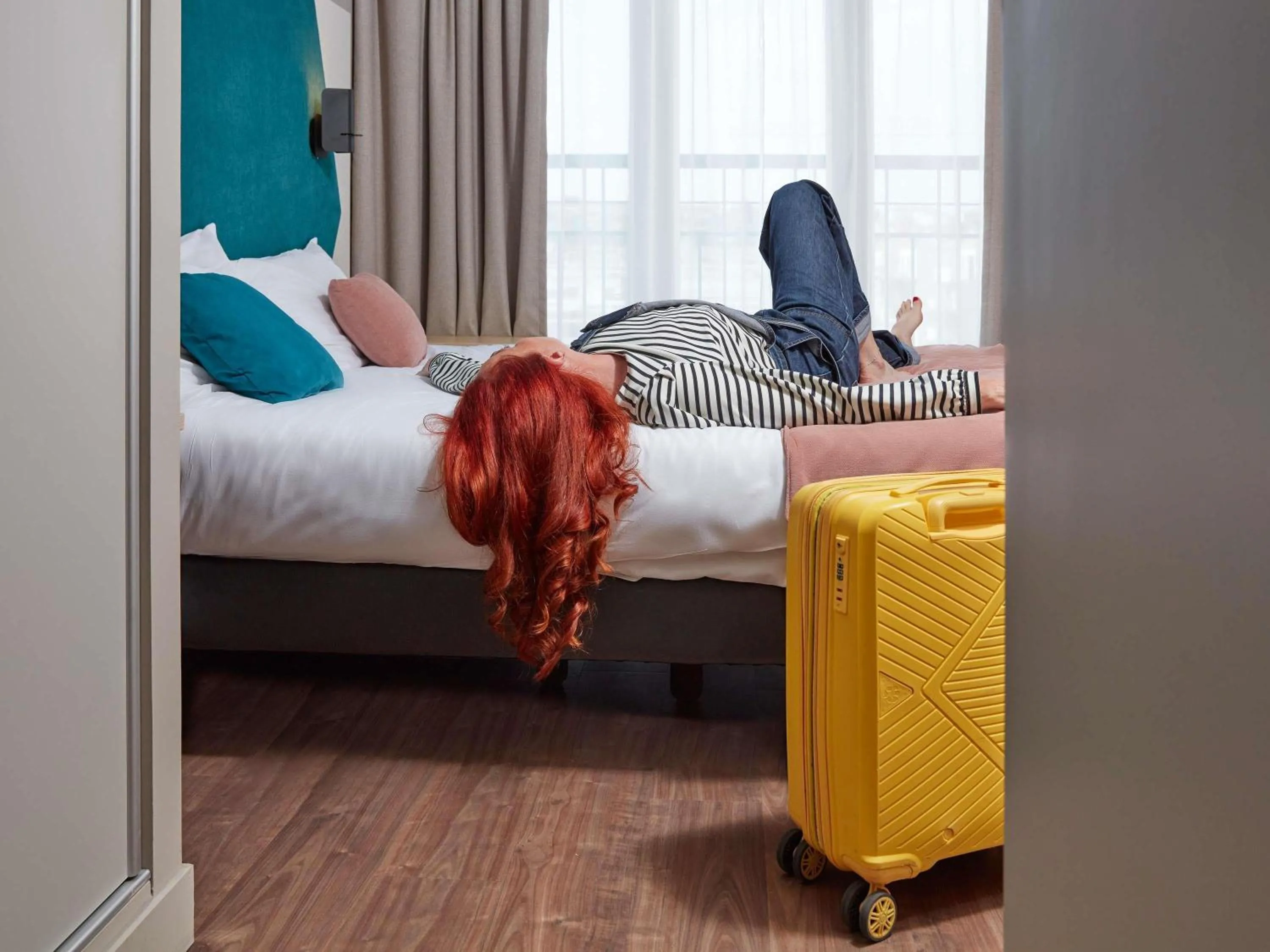 Bedroom, Bed in Aparthotel Adagio Paris Suresnes Longchamp