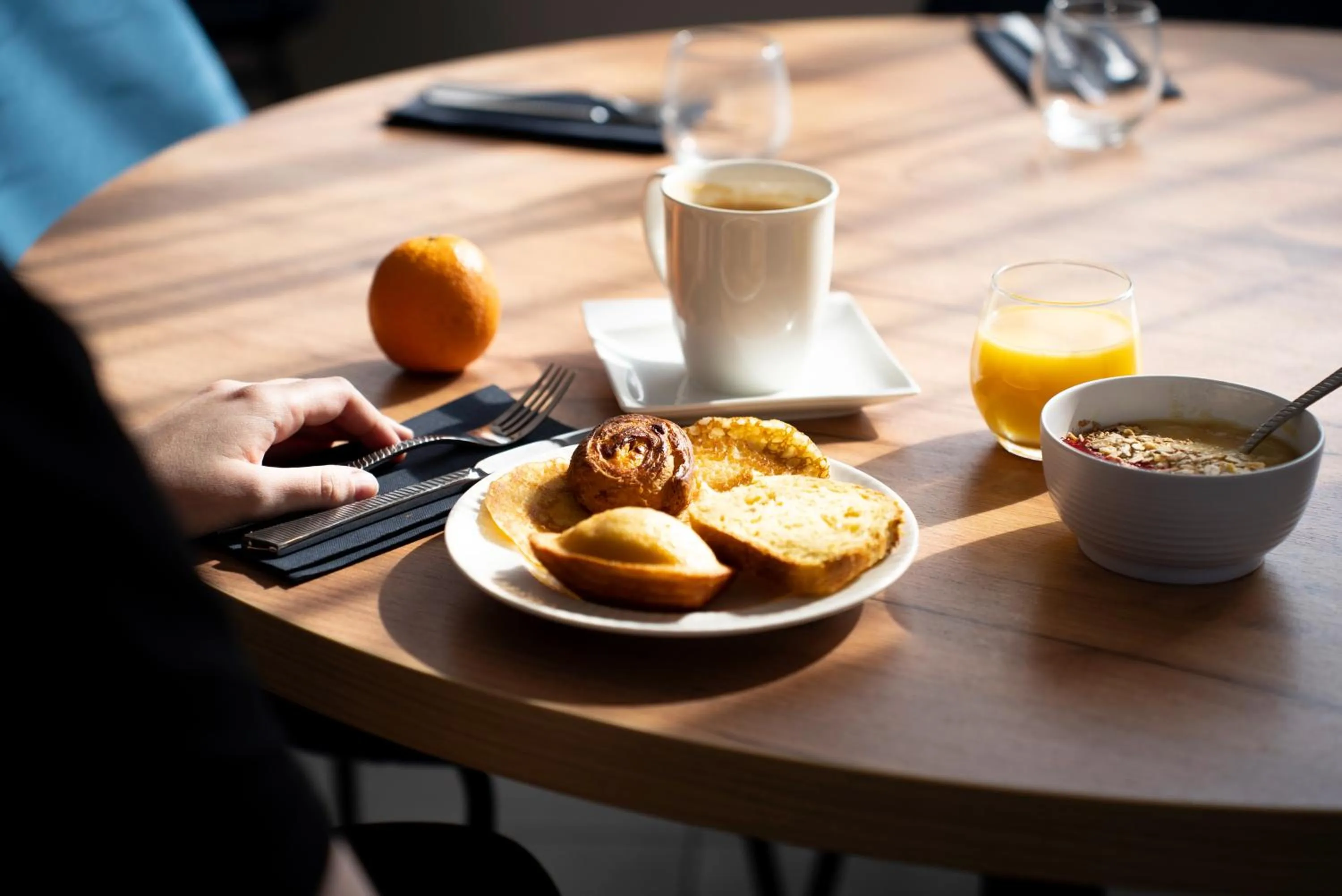 Food and drinks in ibis Styles Fougeres