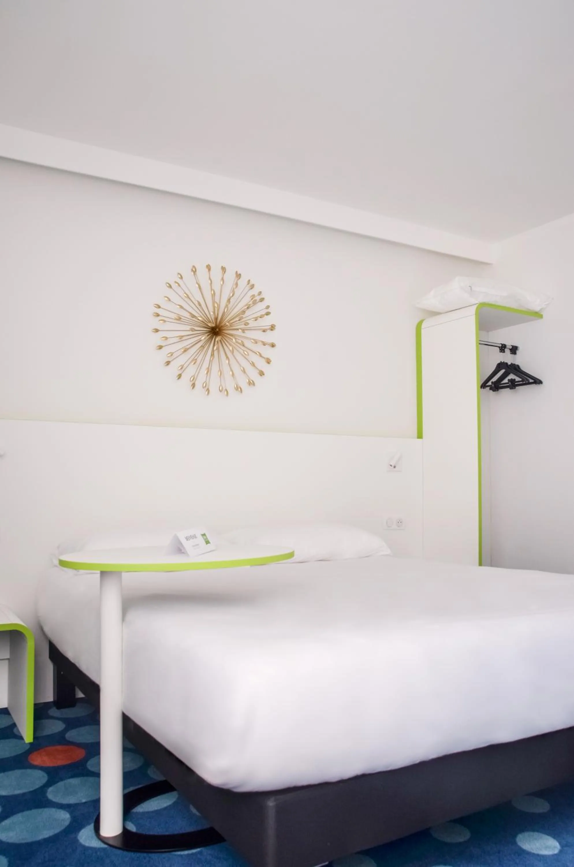 Bed in ibis Styles Fougeres