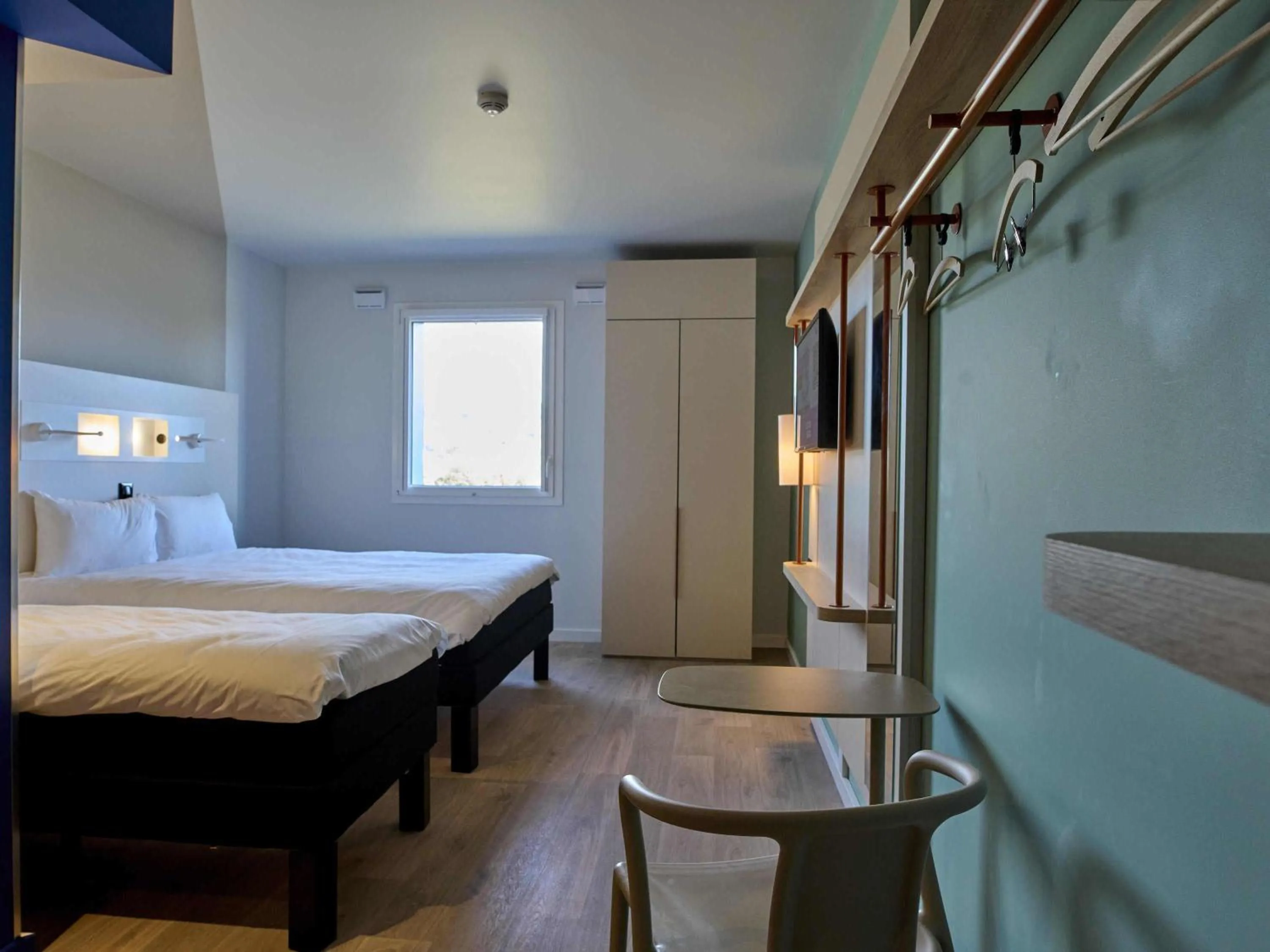 Bedroom, Bed in Ibis Budget Nangy Annemasse