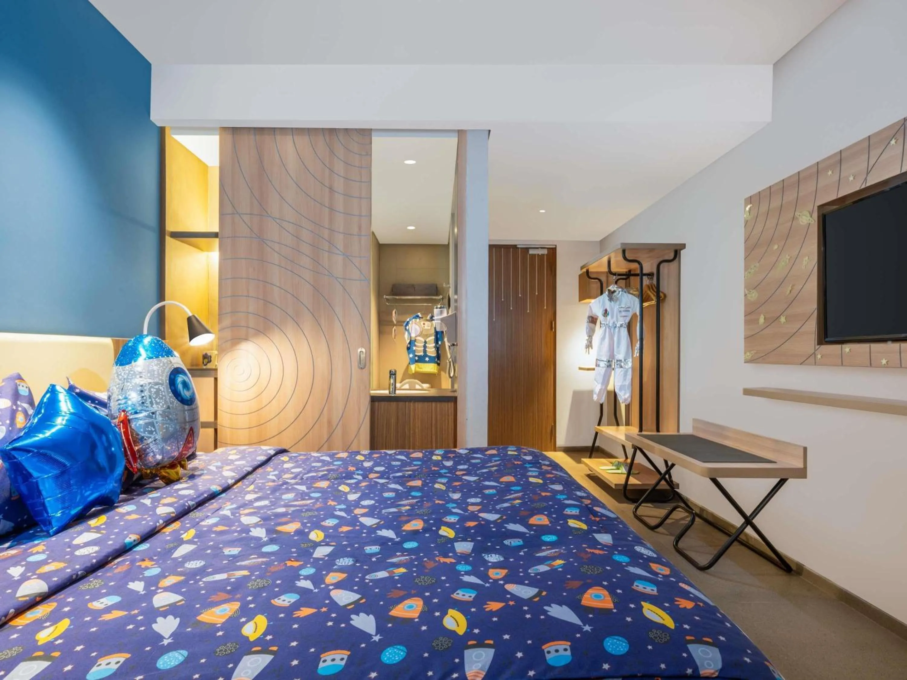 Bedroom, Bed in ibis Styles Bogor Pajajaran