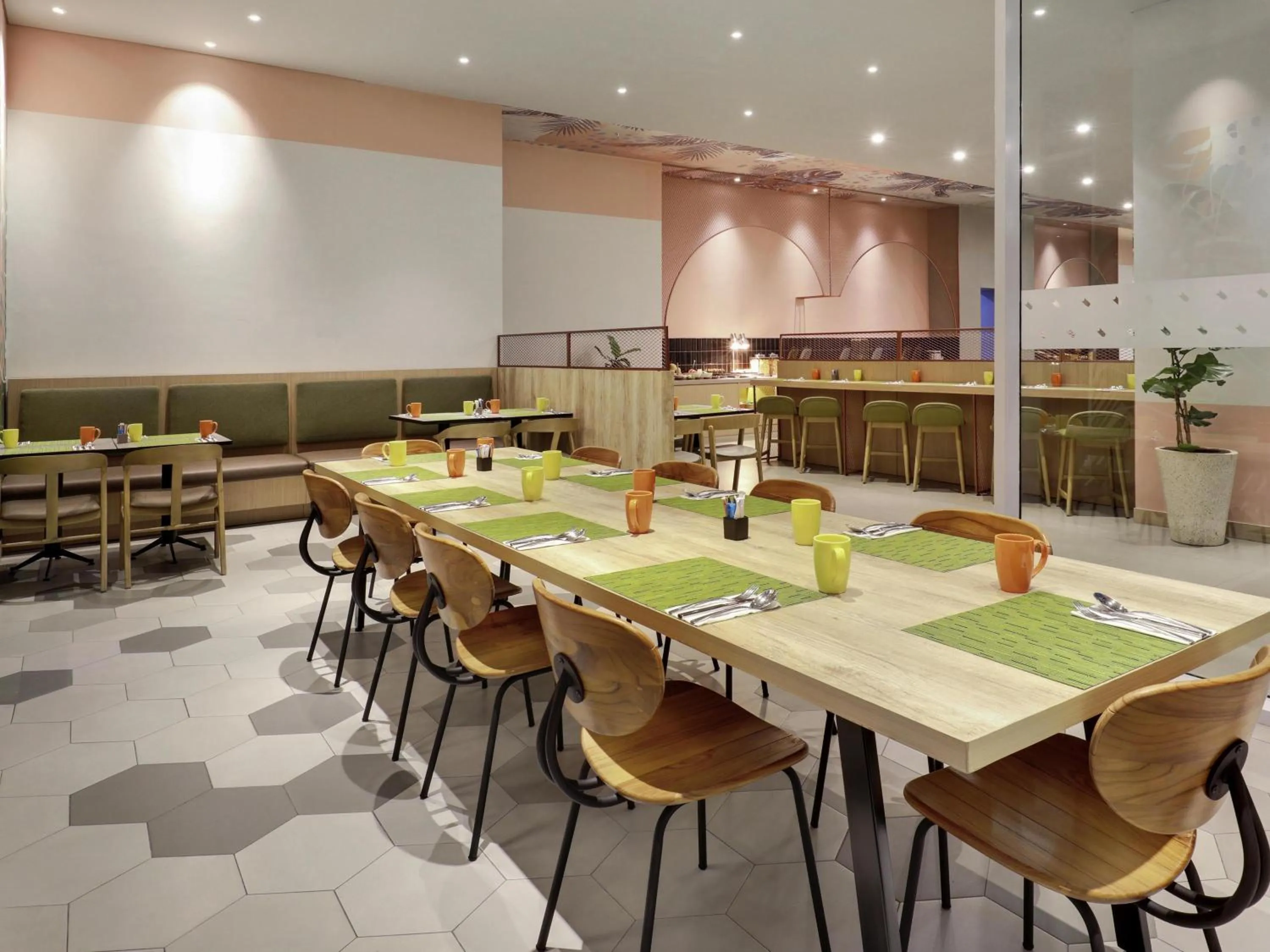 Restaurant/places to eat in ibis Styles Bogor Pajajaran