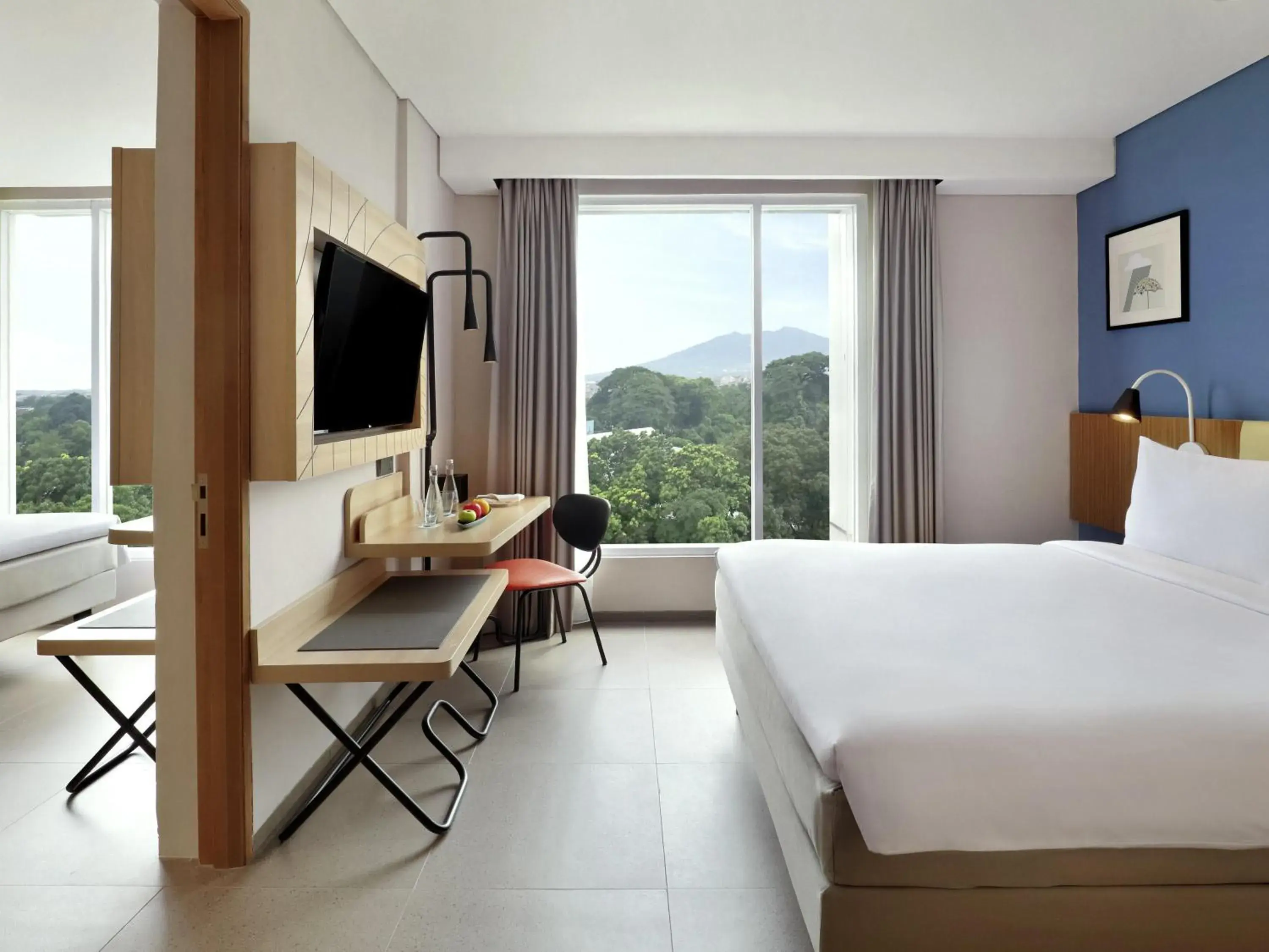 Family Room with 1 Double Bed & 2 Single Beds in ibis Styles Bogor Pajajaran Family Room with 1 Double Bed & 2 Single Beds in ibis Styles Bogor Pajajaran