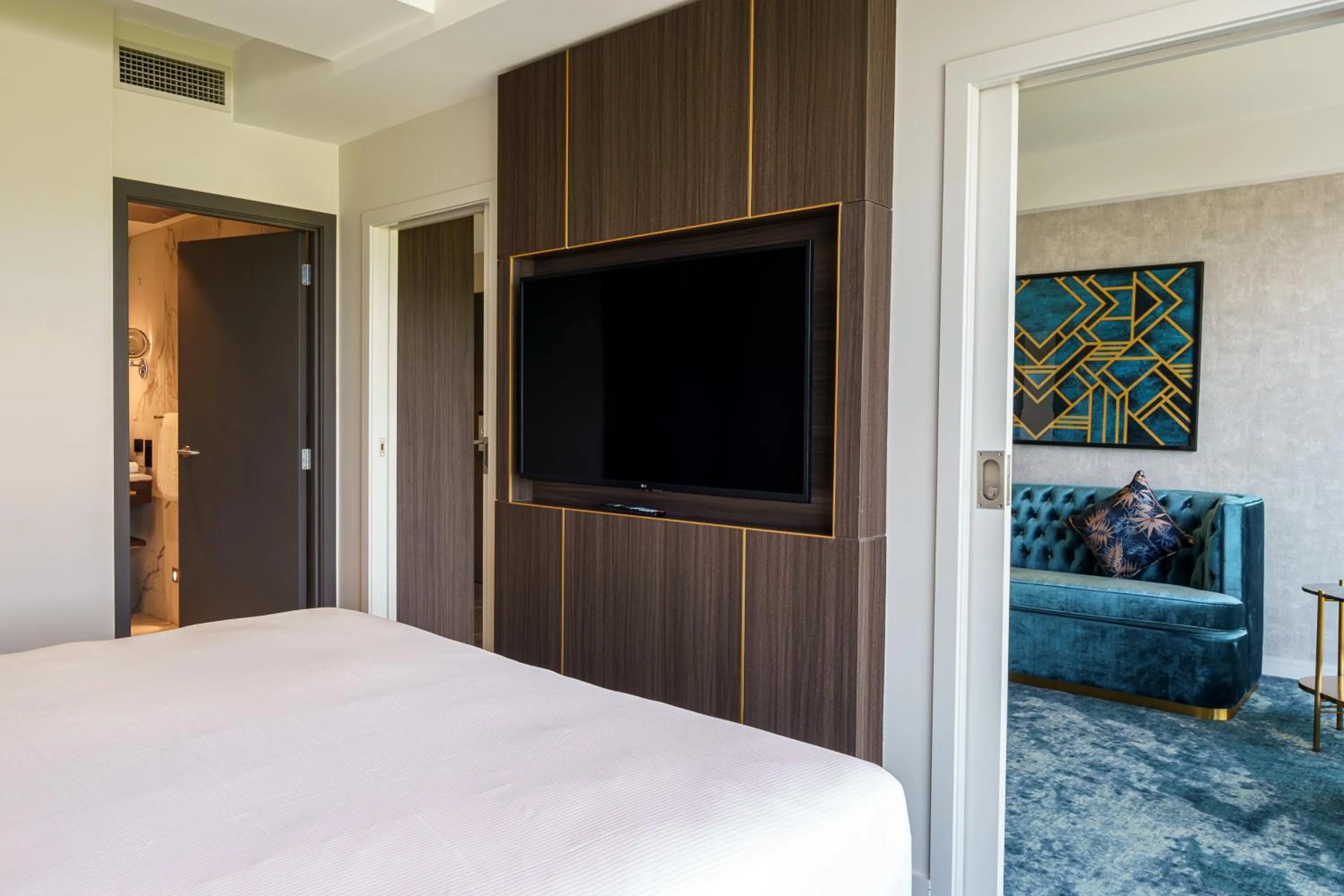 TV and multimedia, Bed in The Sebel Wellington Lower Hutt