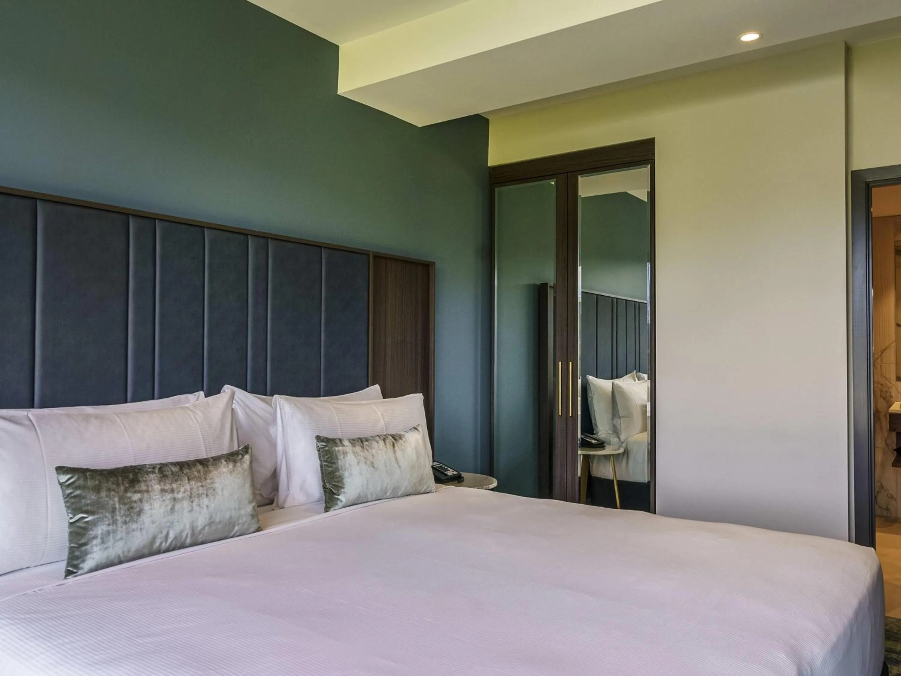 Bedroom, Bed in The Sebel Wellington Lower Hutt