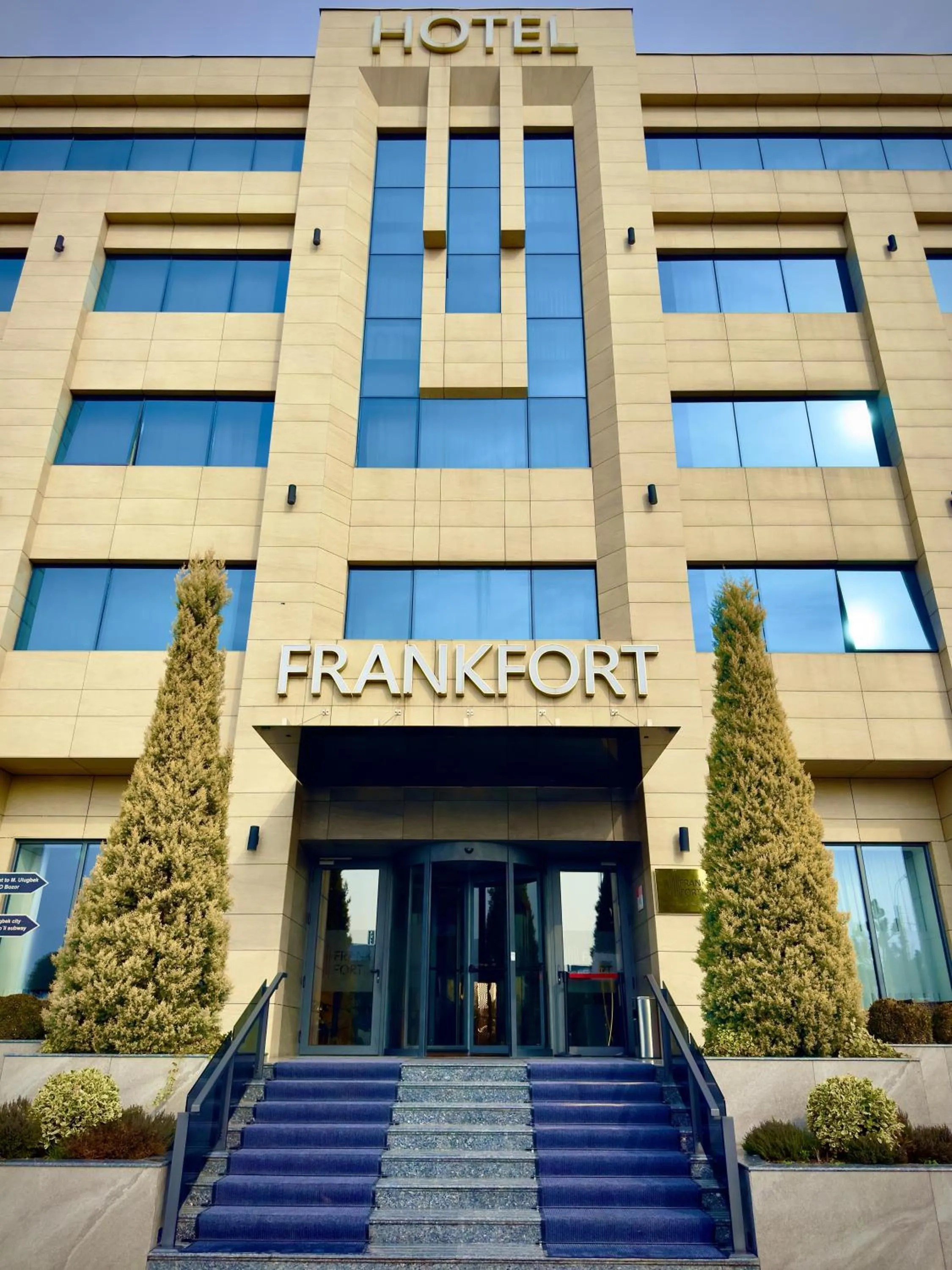 Property building in Frankfort Hotel and Spa