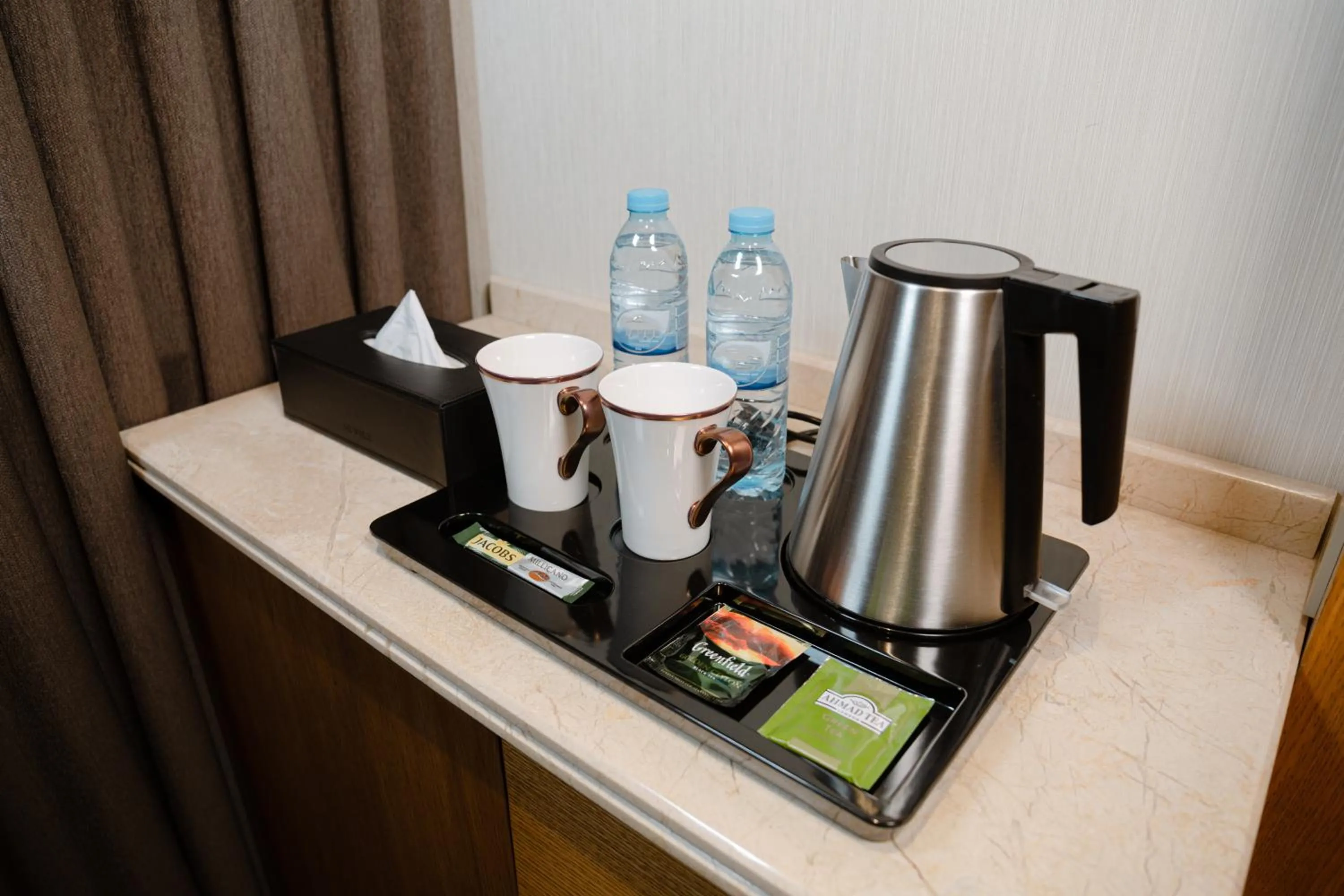 Coffee/tea facilities in Frankfort Hotel and Spa