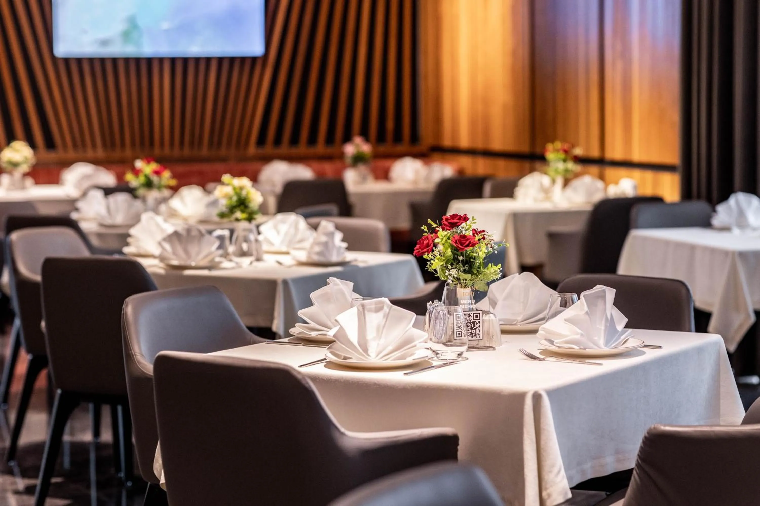 Restaurant/places to eat in Frankfort Hotel and Spa