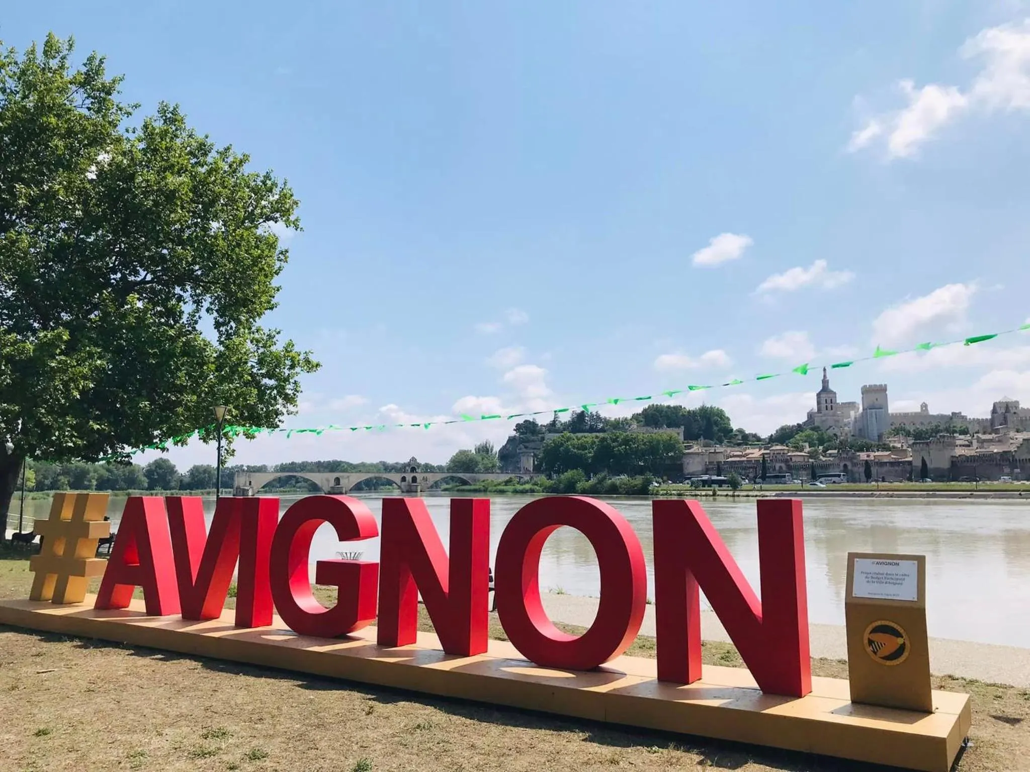 Nearby landmark in Camping du Pont d'Avignon