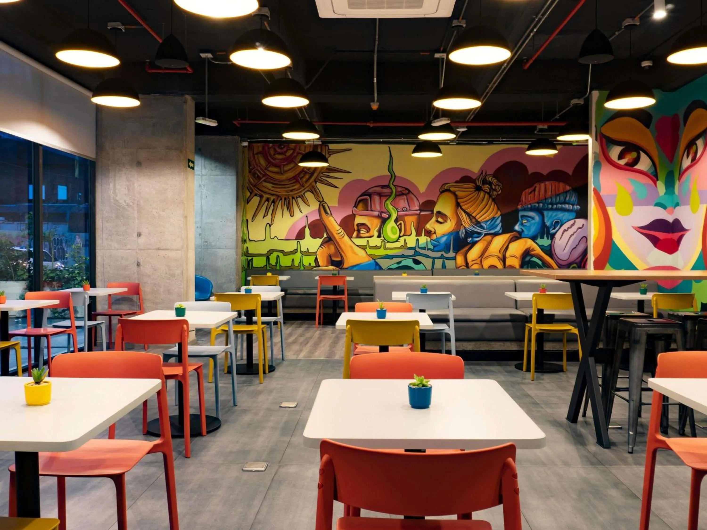 Property building in ibis budget Bogota Marly