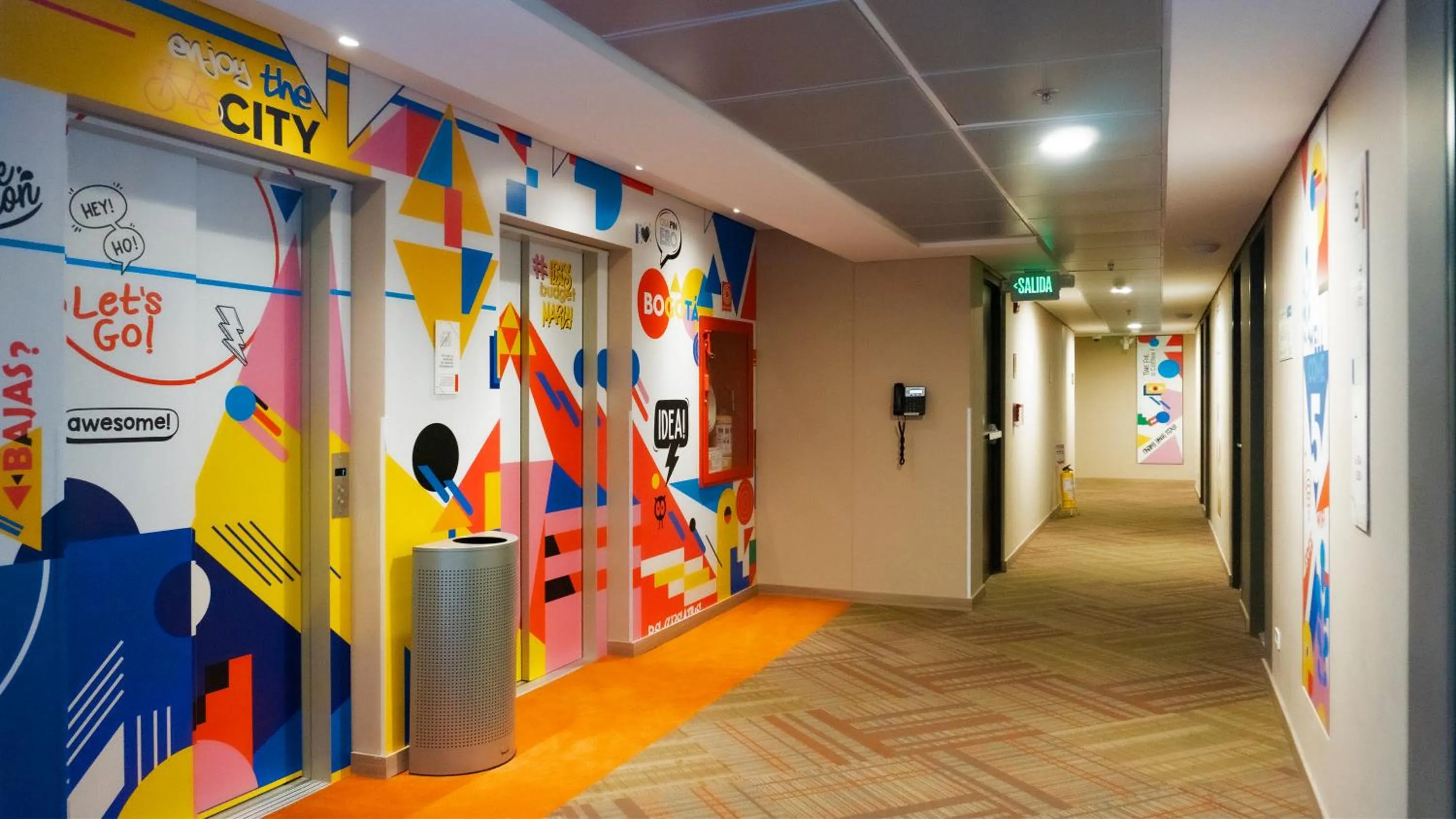 elevator in ibis budget Bogota Marly