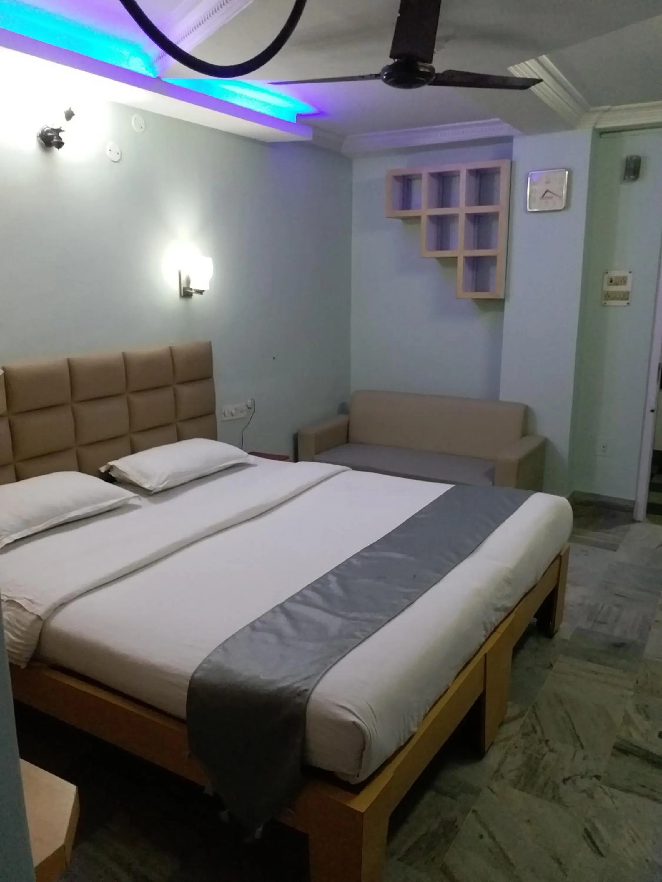 Bedroom in Hotel Mahalaxmi Indo Myanmar