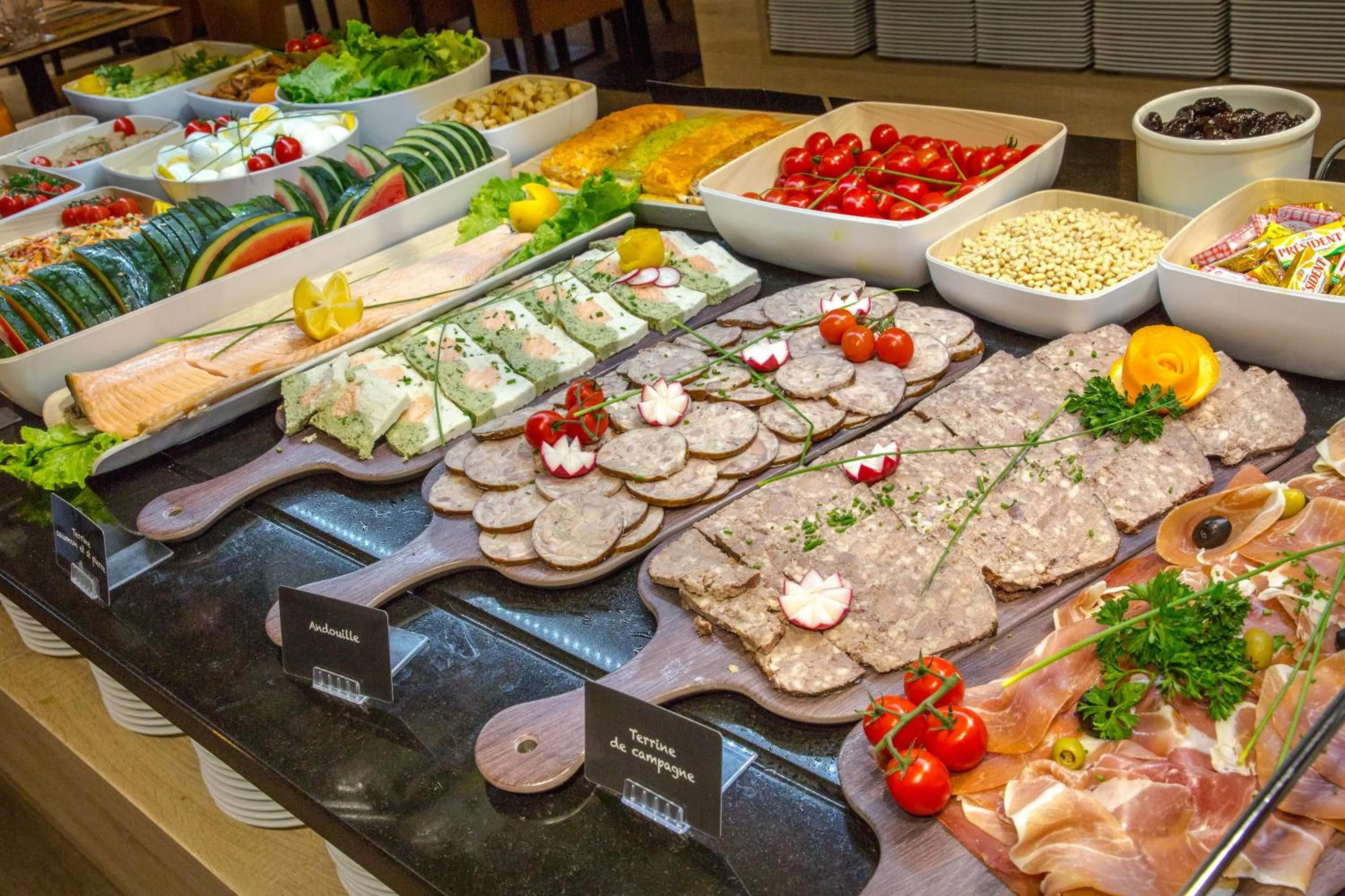 Restaurant/places to eat in SOWELL HOTELS Ardèche