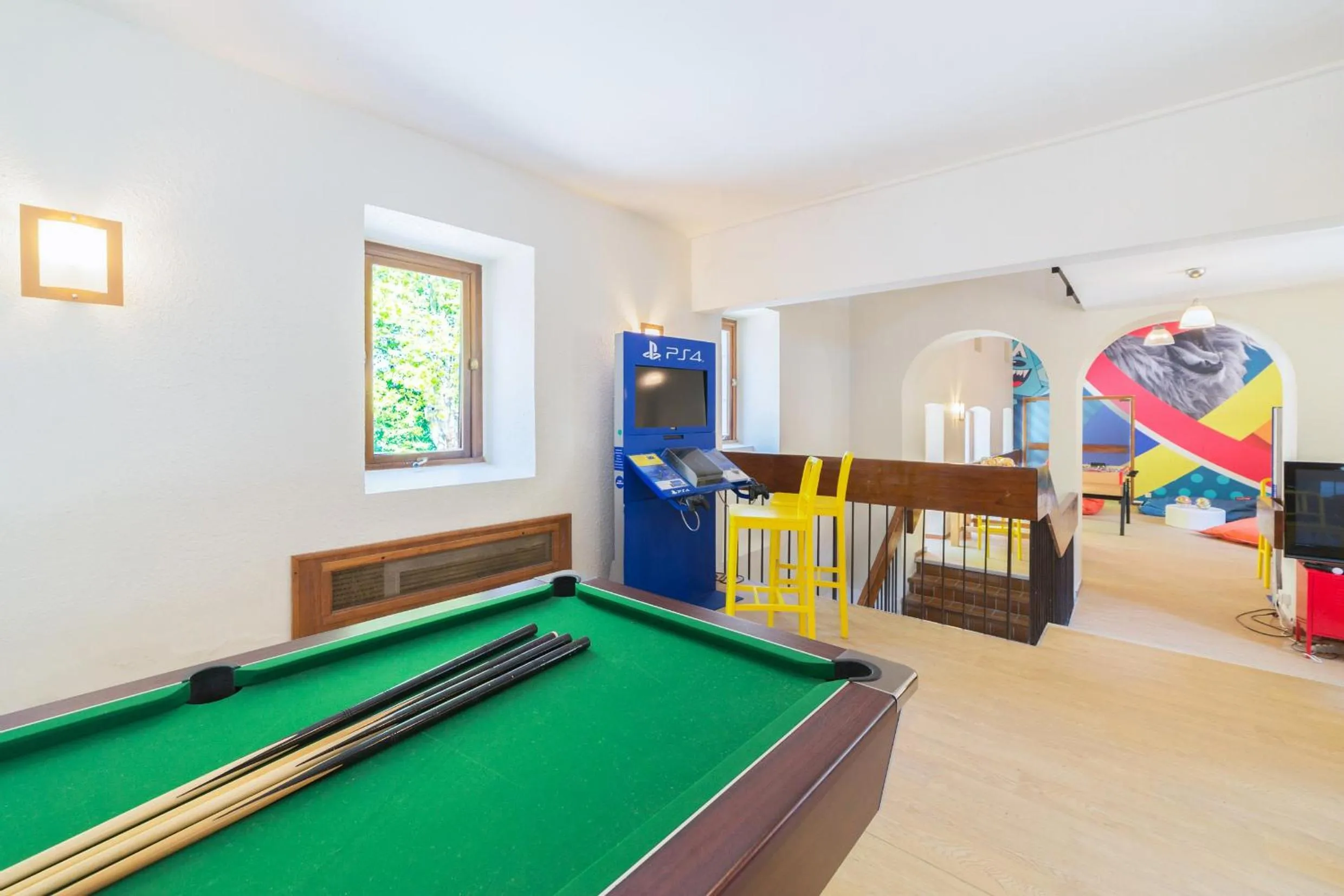 Billiard in SOWELL HOTELS Ardèche