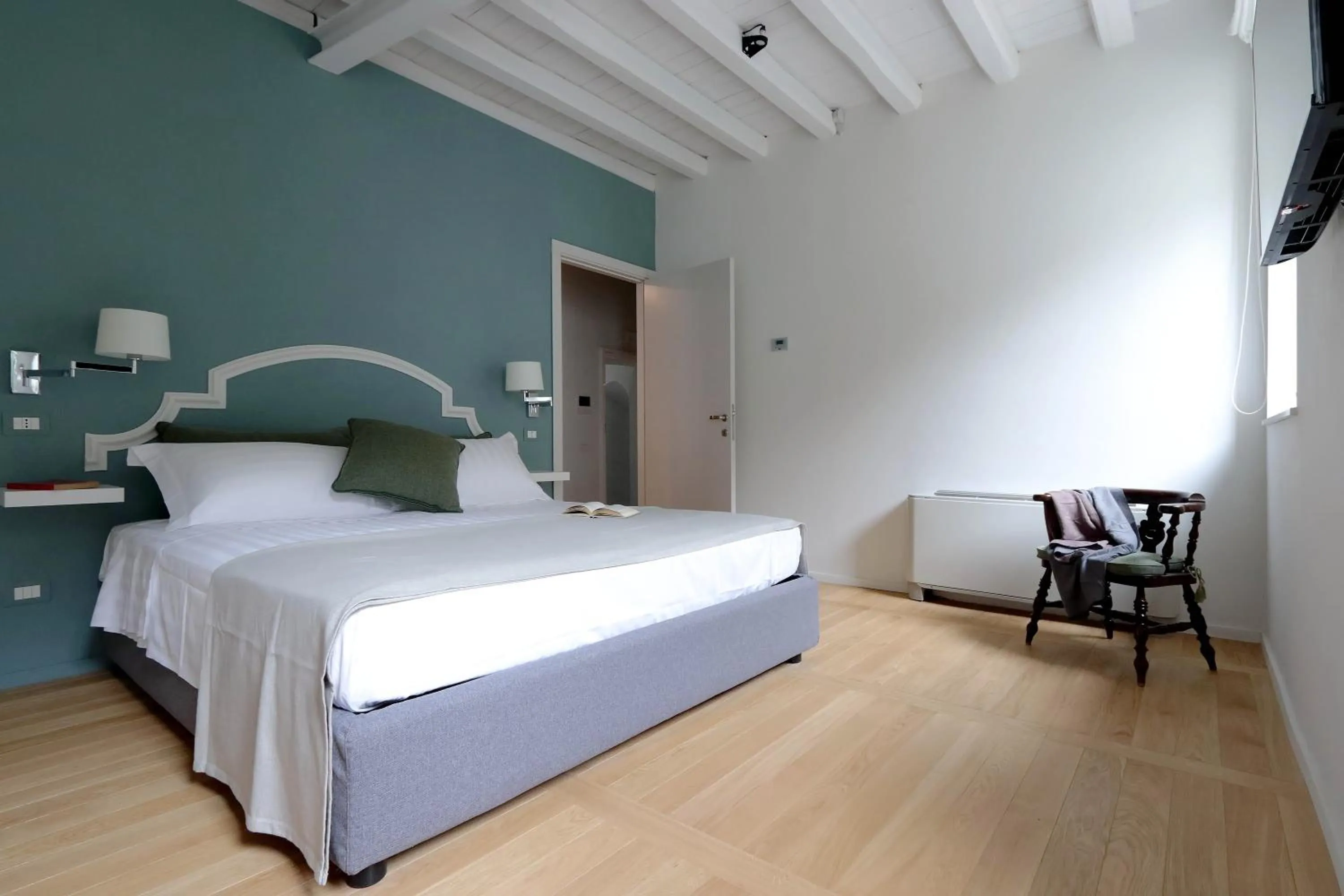 Bedroom, Bed in Il mulino di Trastevere - My Extra Home