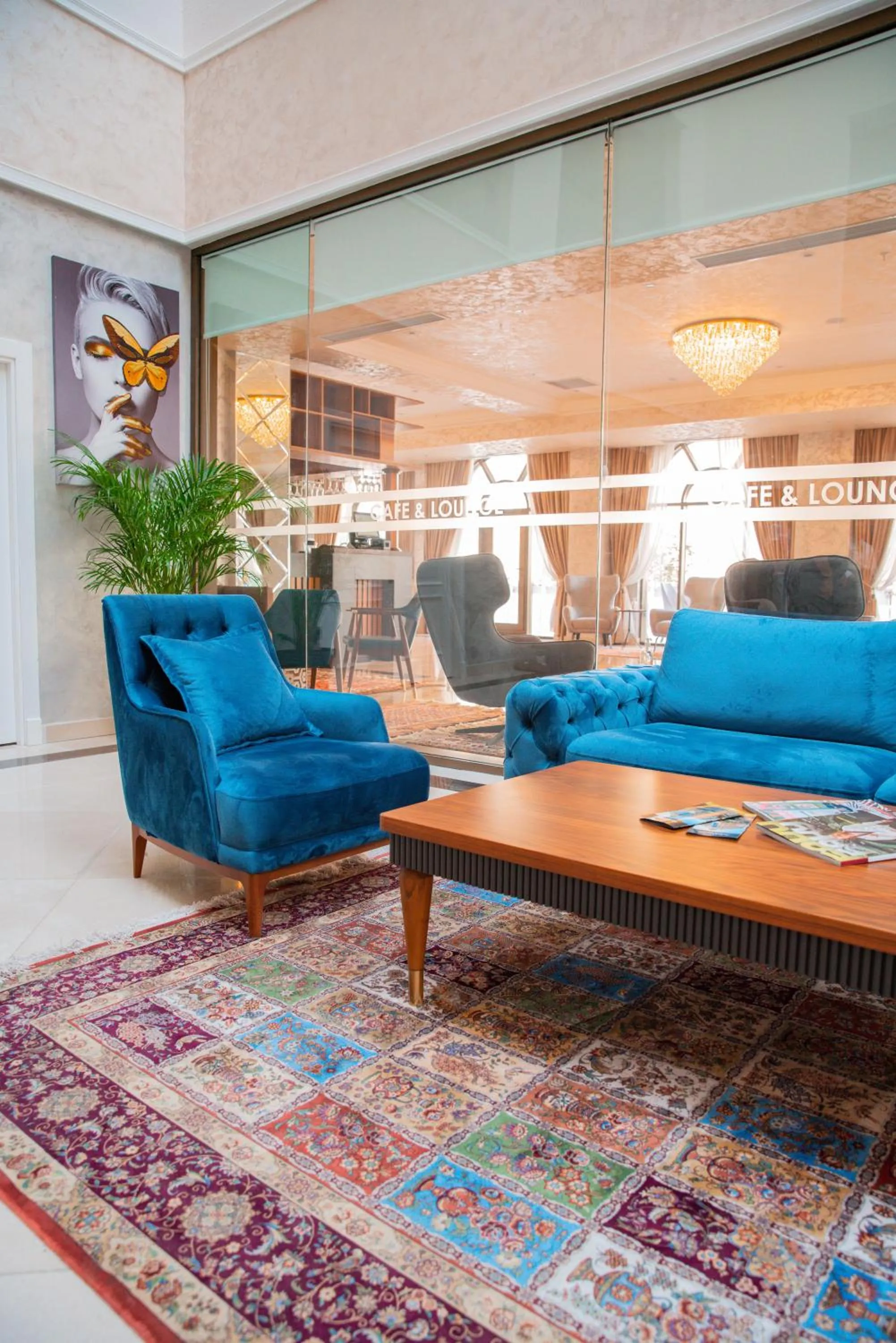 Seating area in Arion Hotel Baku