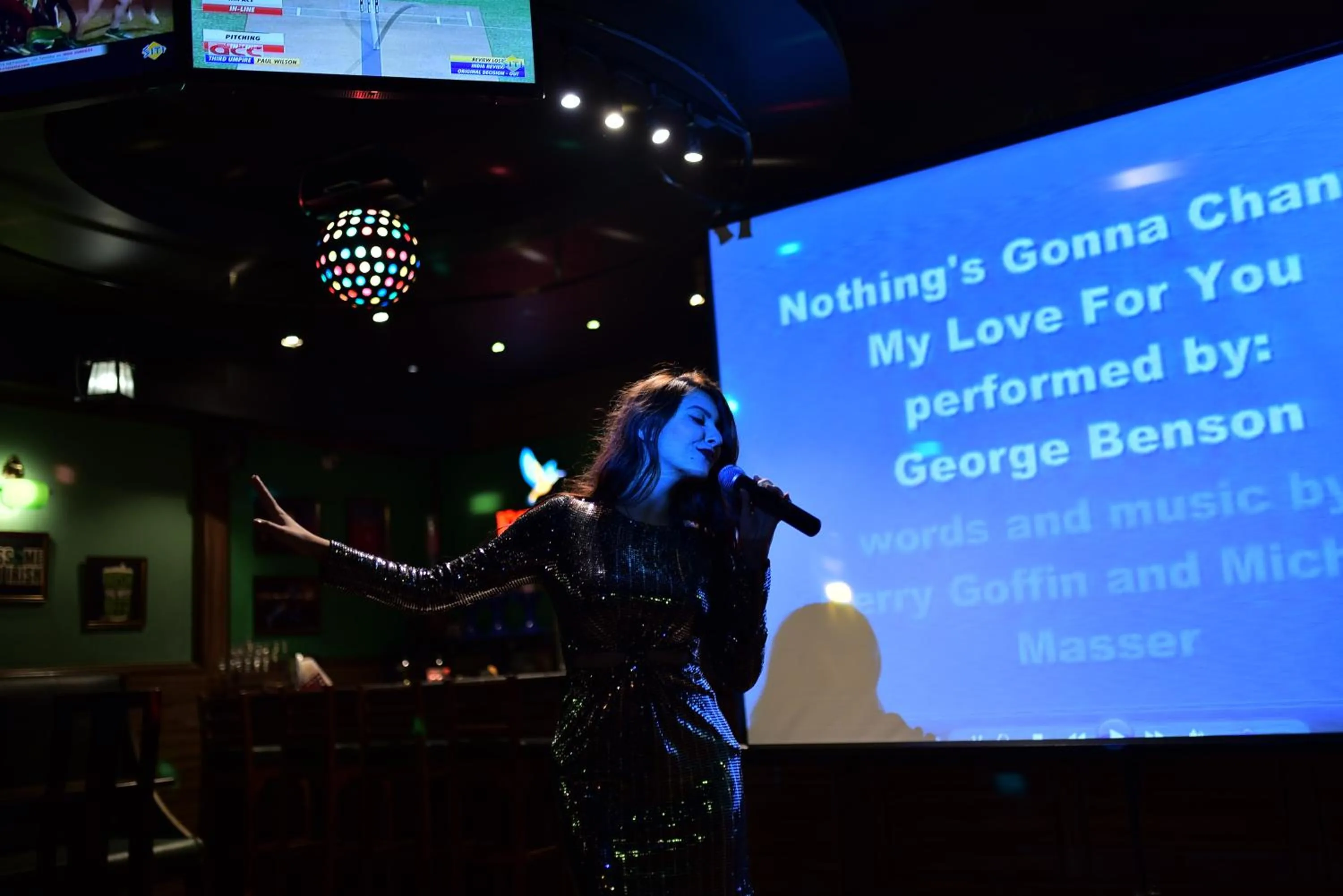 Restaurant/places to eat in Hotel Polo Towers Shillong