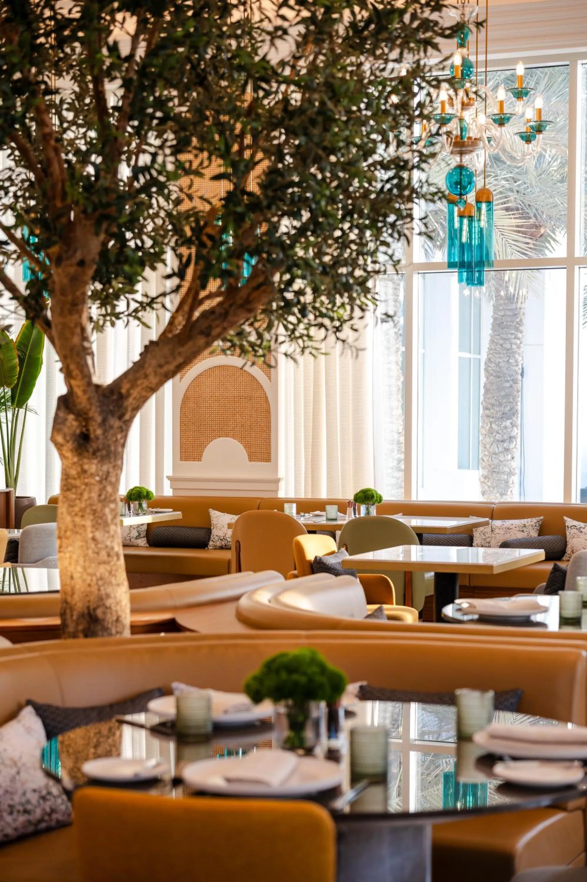 Restaurant/places to eat in Raffles Al Areen Palace Bahrain