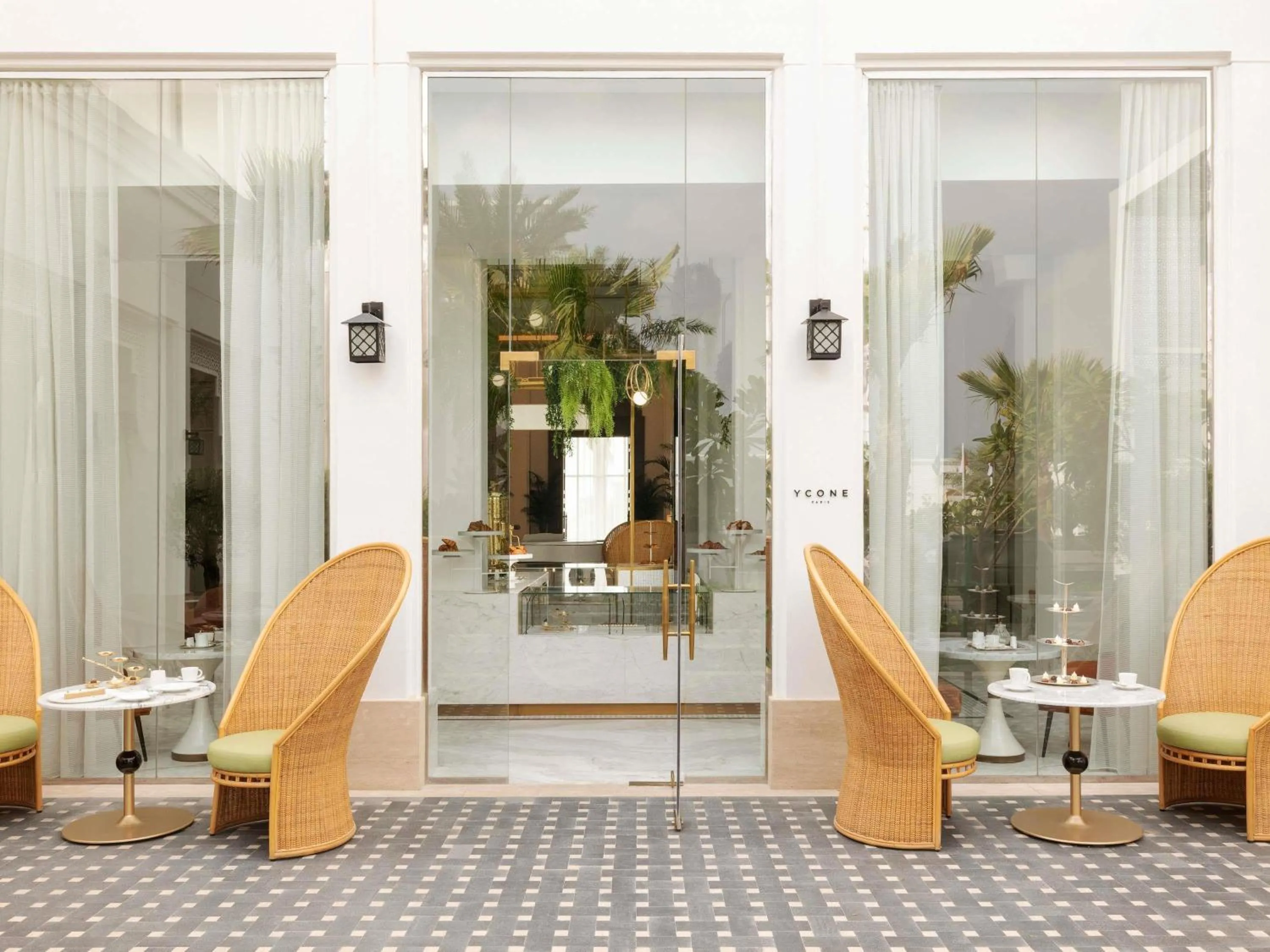 Restaurant/places to eat in Raffles Al Areen Palace Bahrain