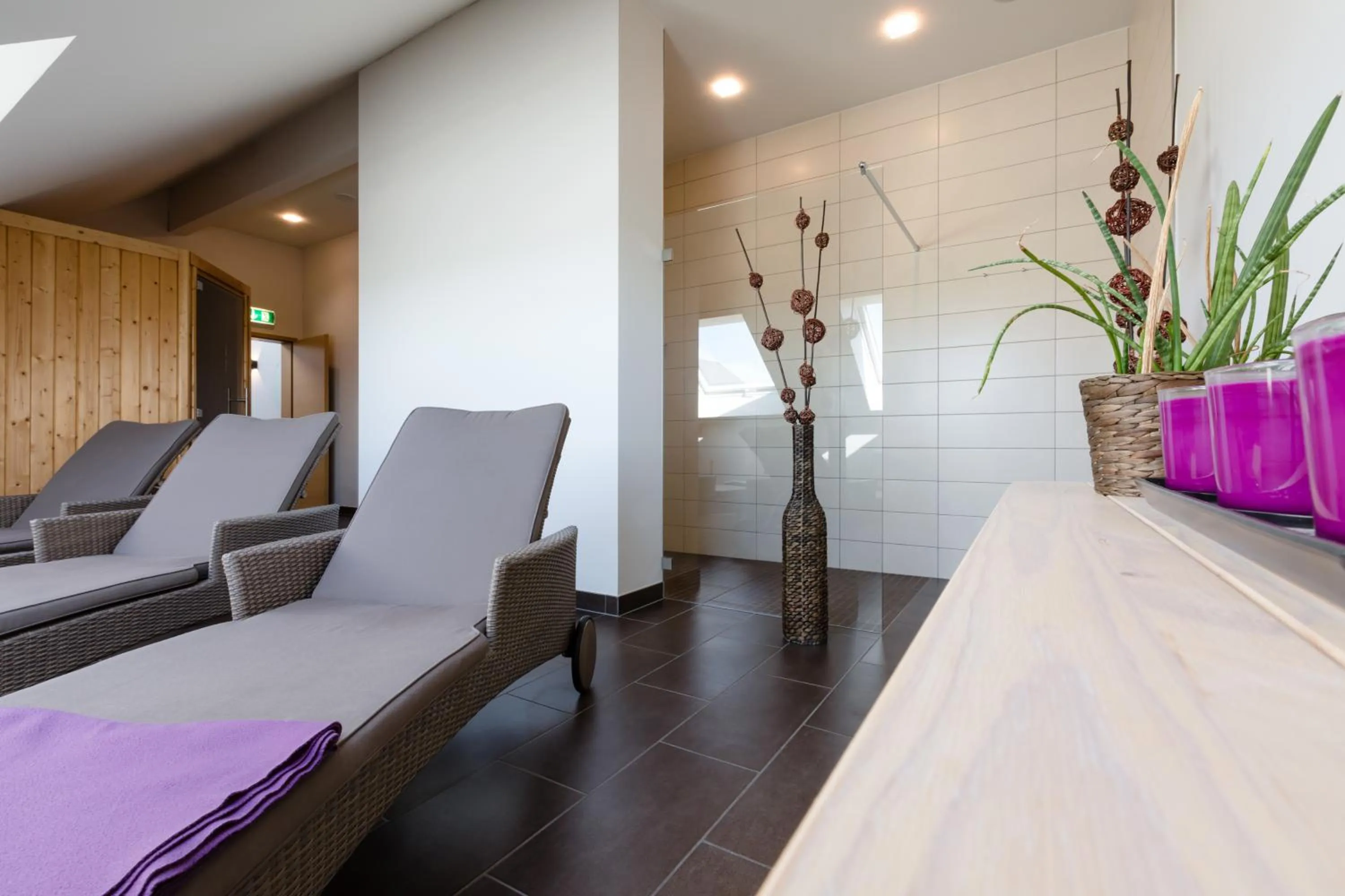 Shower in Hotel Martha