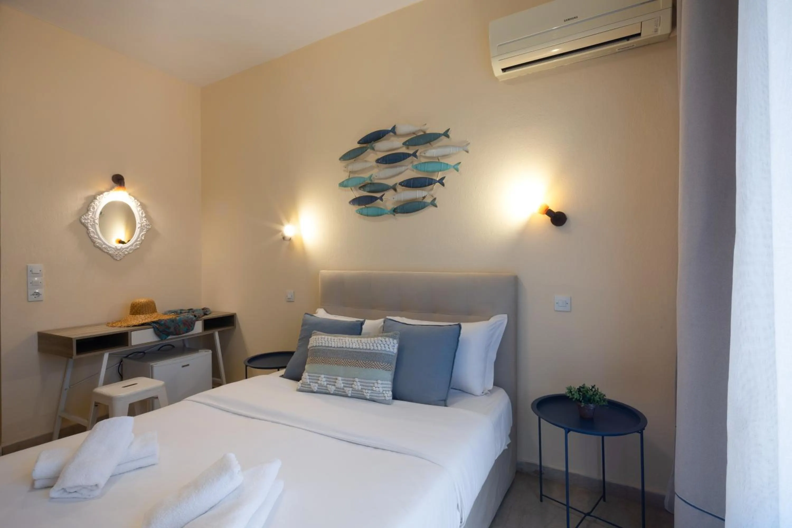 Bedroom, Bed in Aurora Beach Hotel