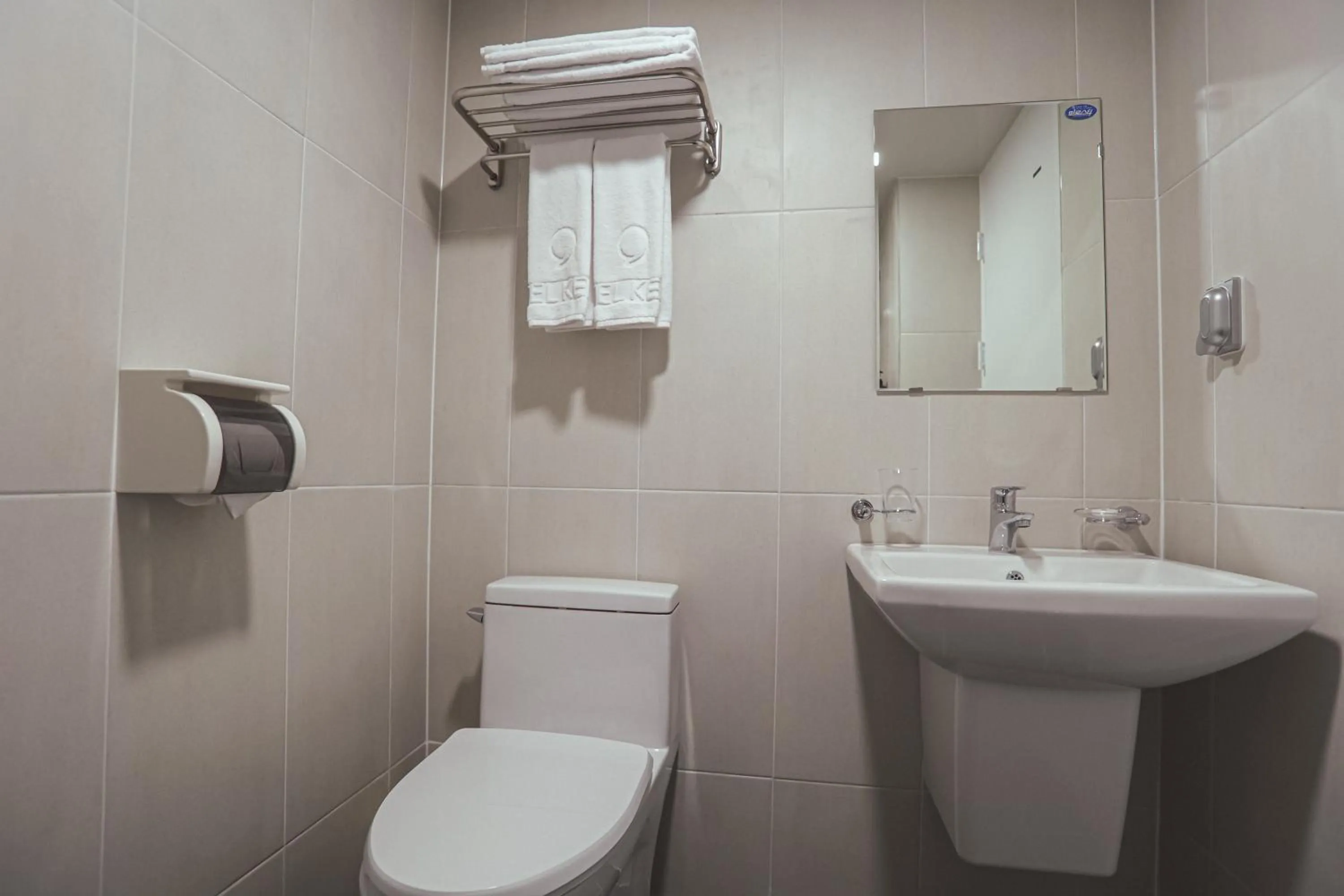 Shower in Kenny Stay Jeju Mosulpo